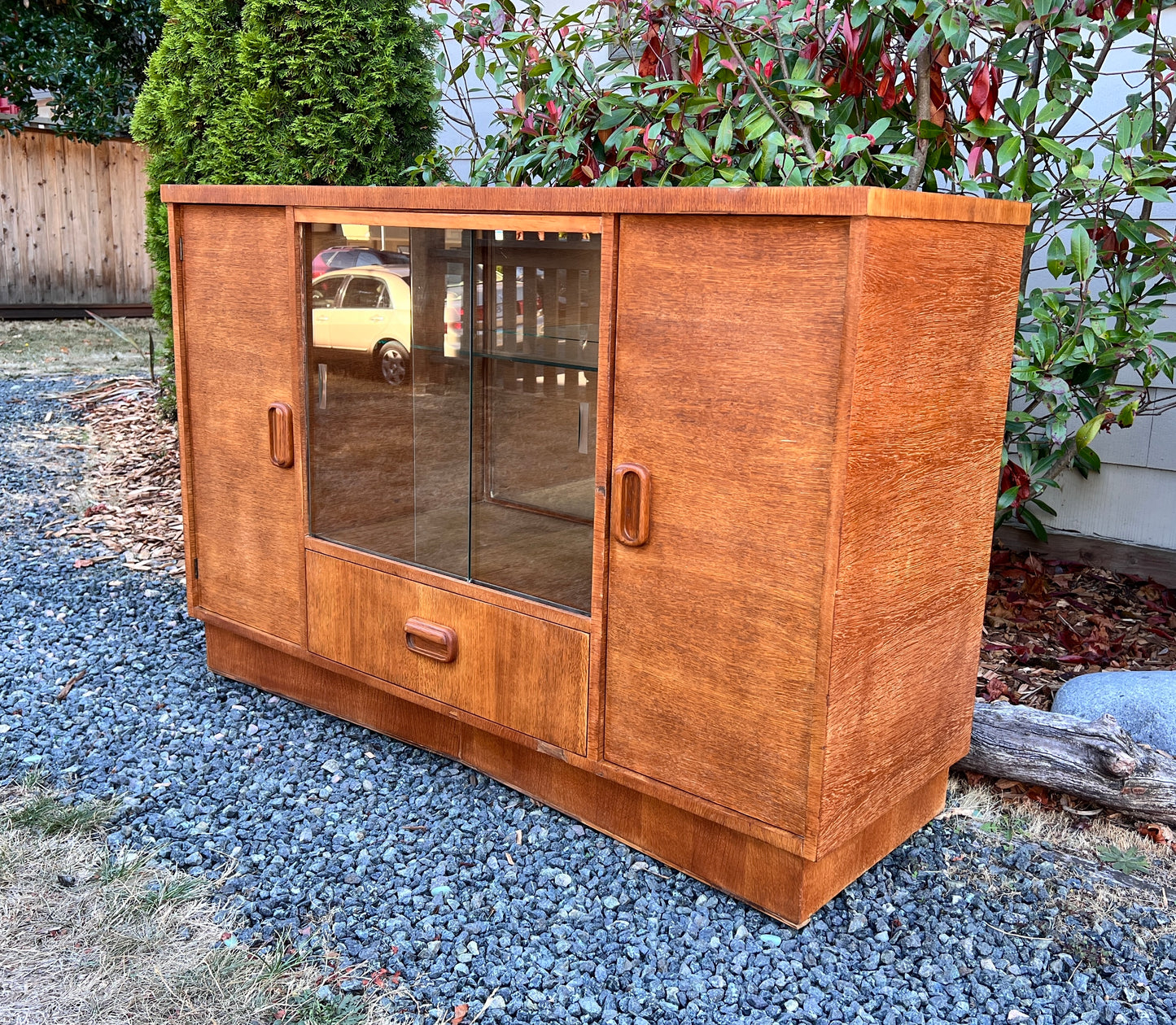 The Kinslo Bar Cabinet