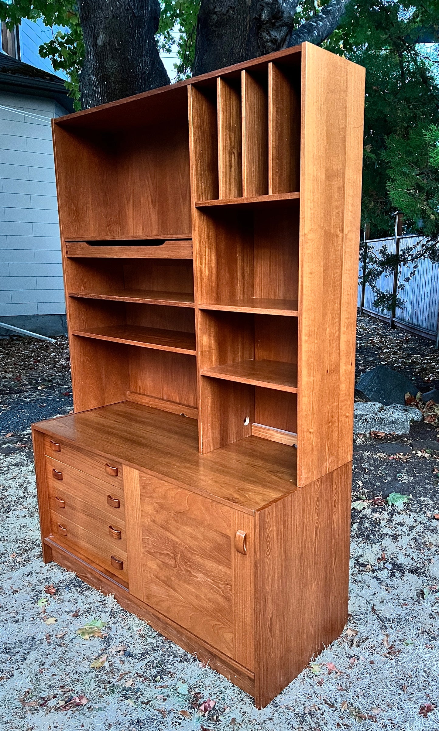 The Ferdinand Teak Bookshelf