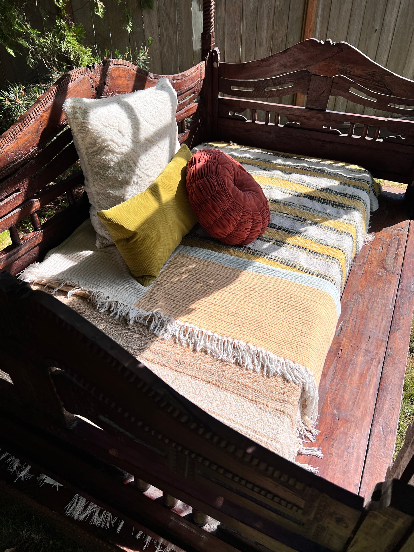 The Cantik Indonesian Daybed