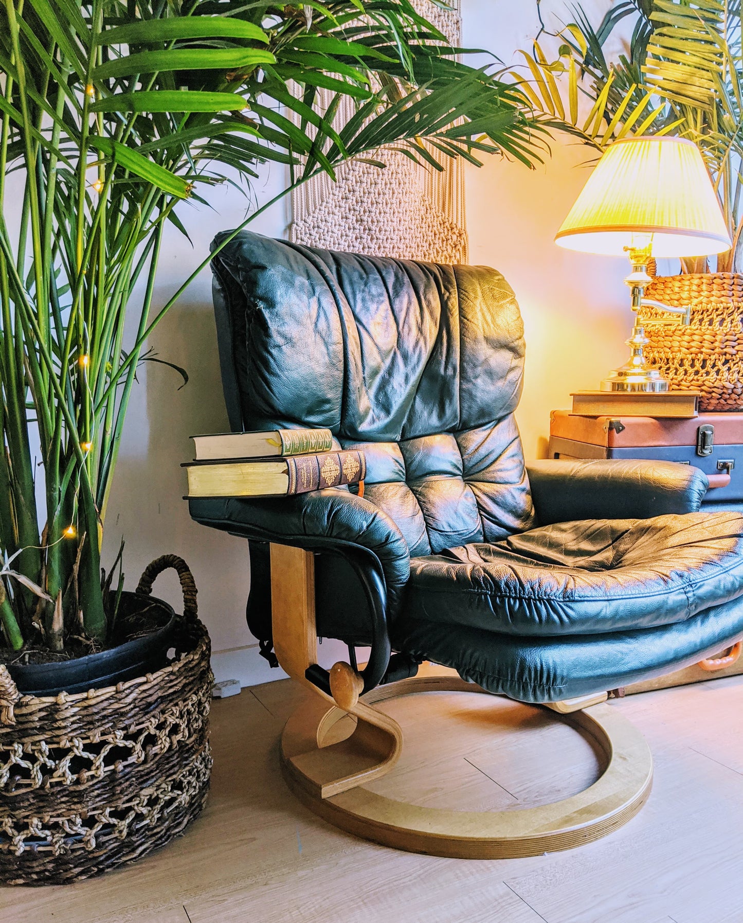 Lazboy chair 80s pine green recliner leather