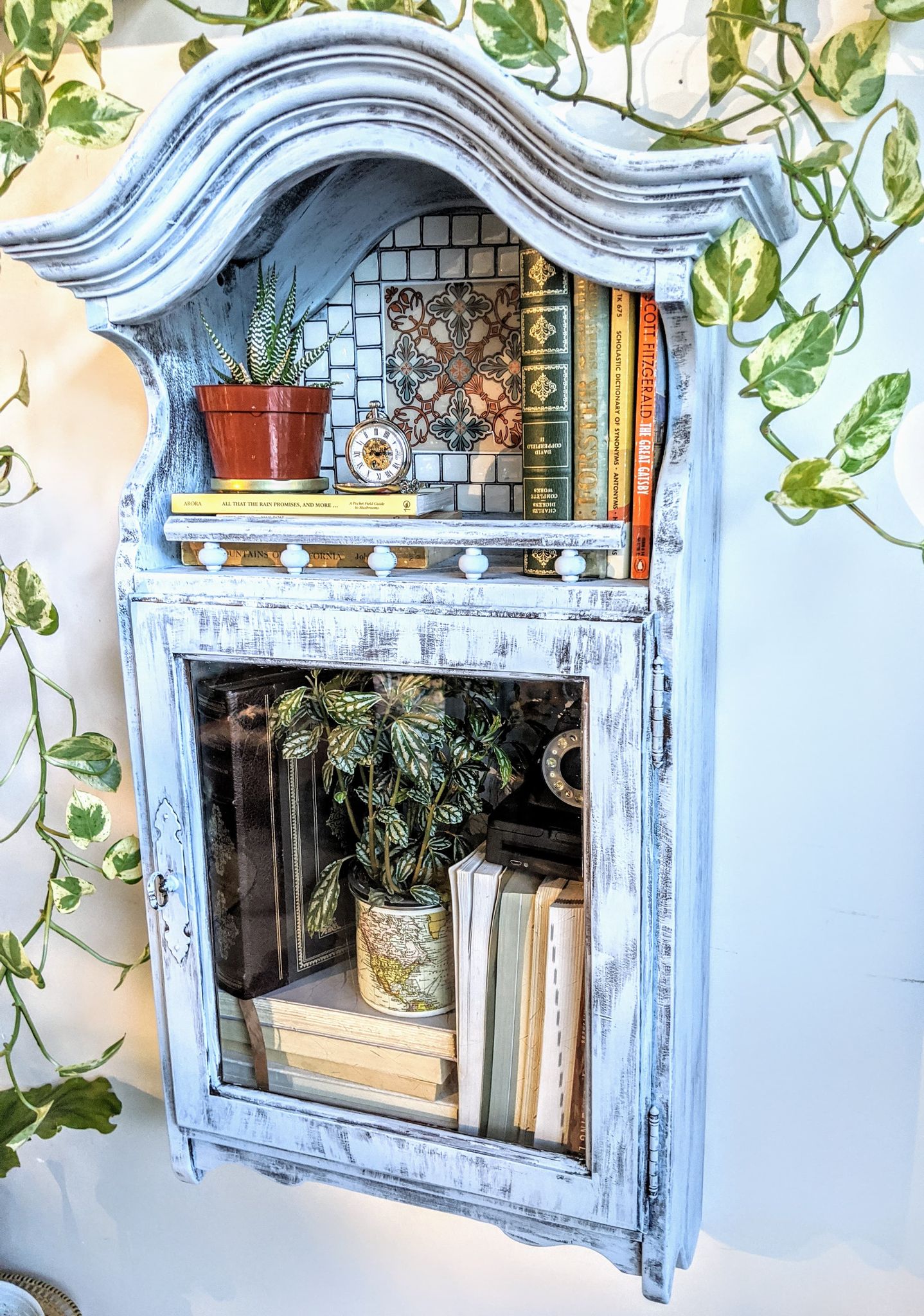 Black Forest Retro Vintage Cupboard Shelf Edit alt text