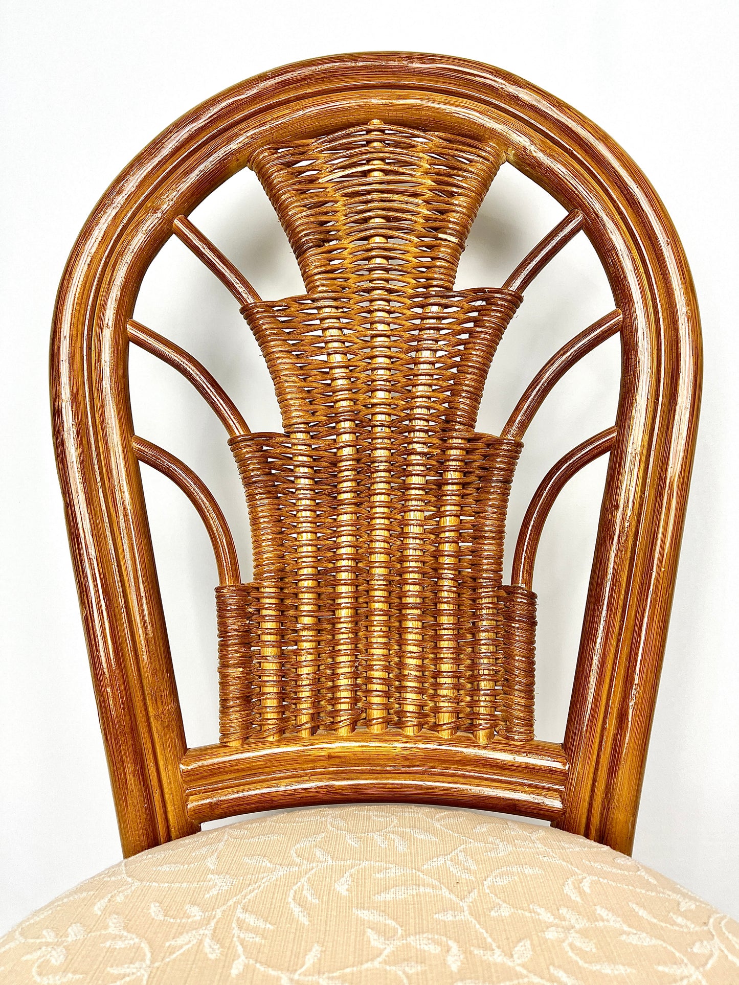 The Pure Joy Dining Set