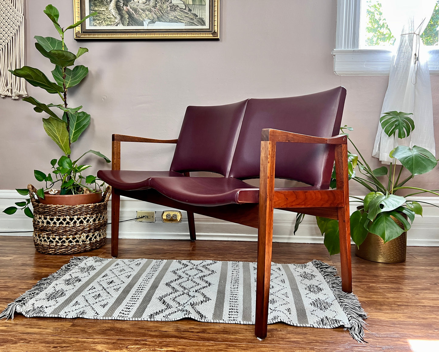 The Alfie Loveseat
