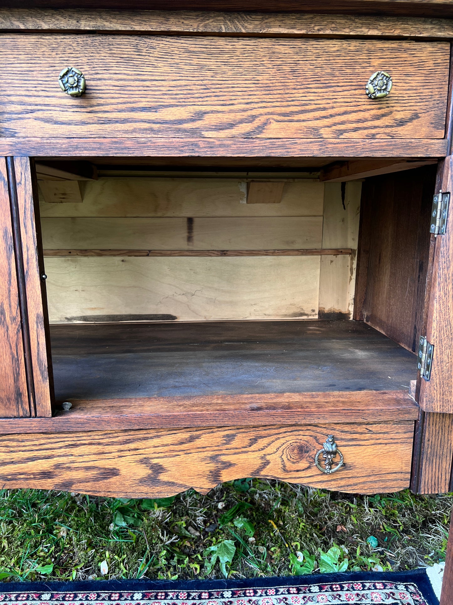 The Edmund Kitchen Island
