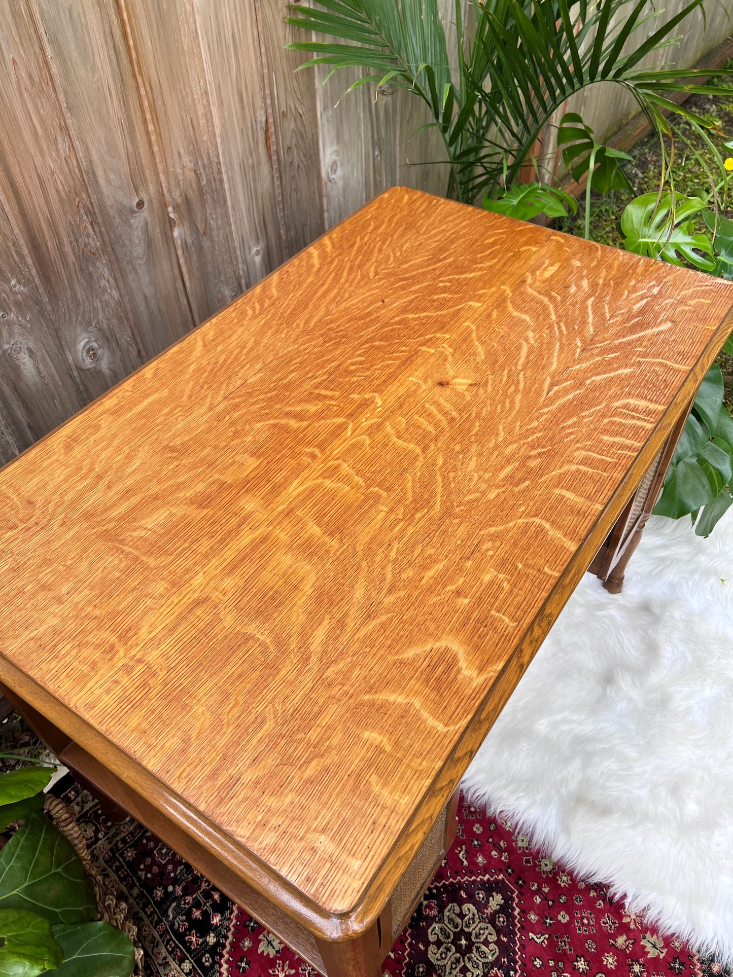 The Kelso Desk
