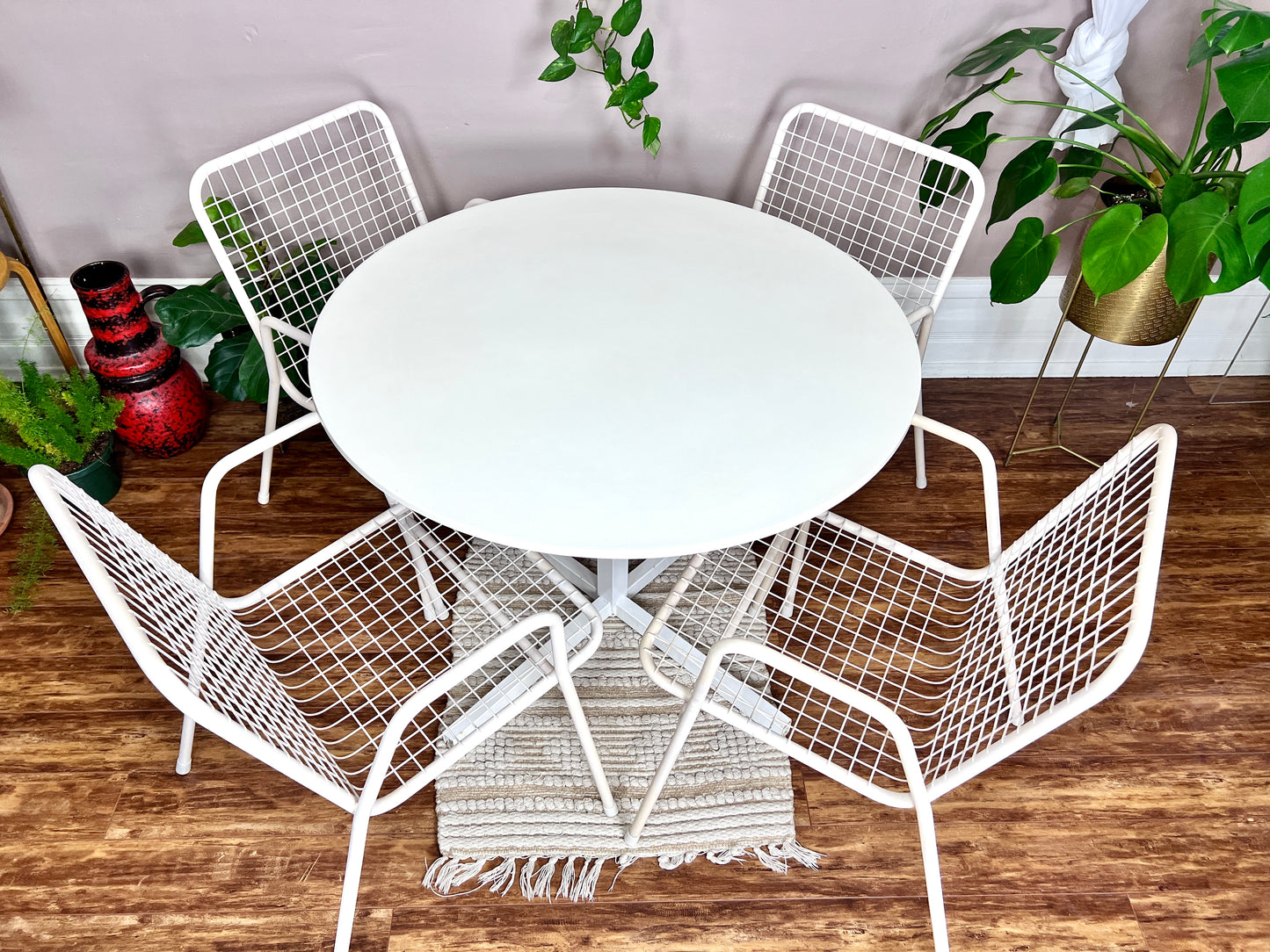 The Bjorn Garden Set