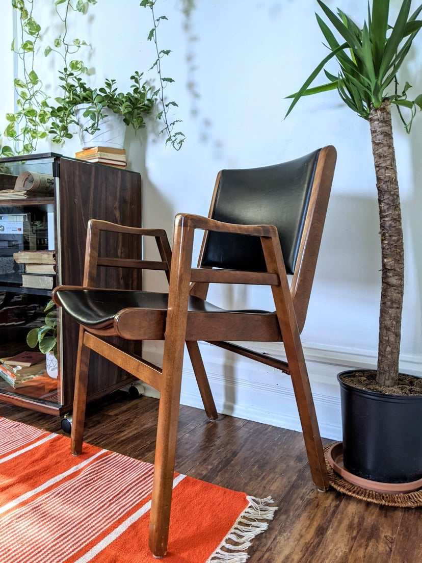 The Brødre Chair (Only 1 left!)