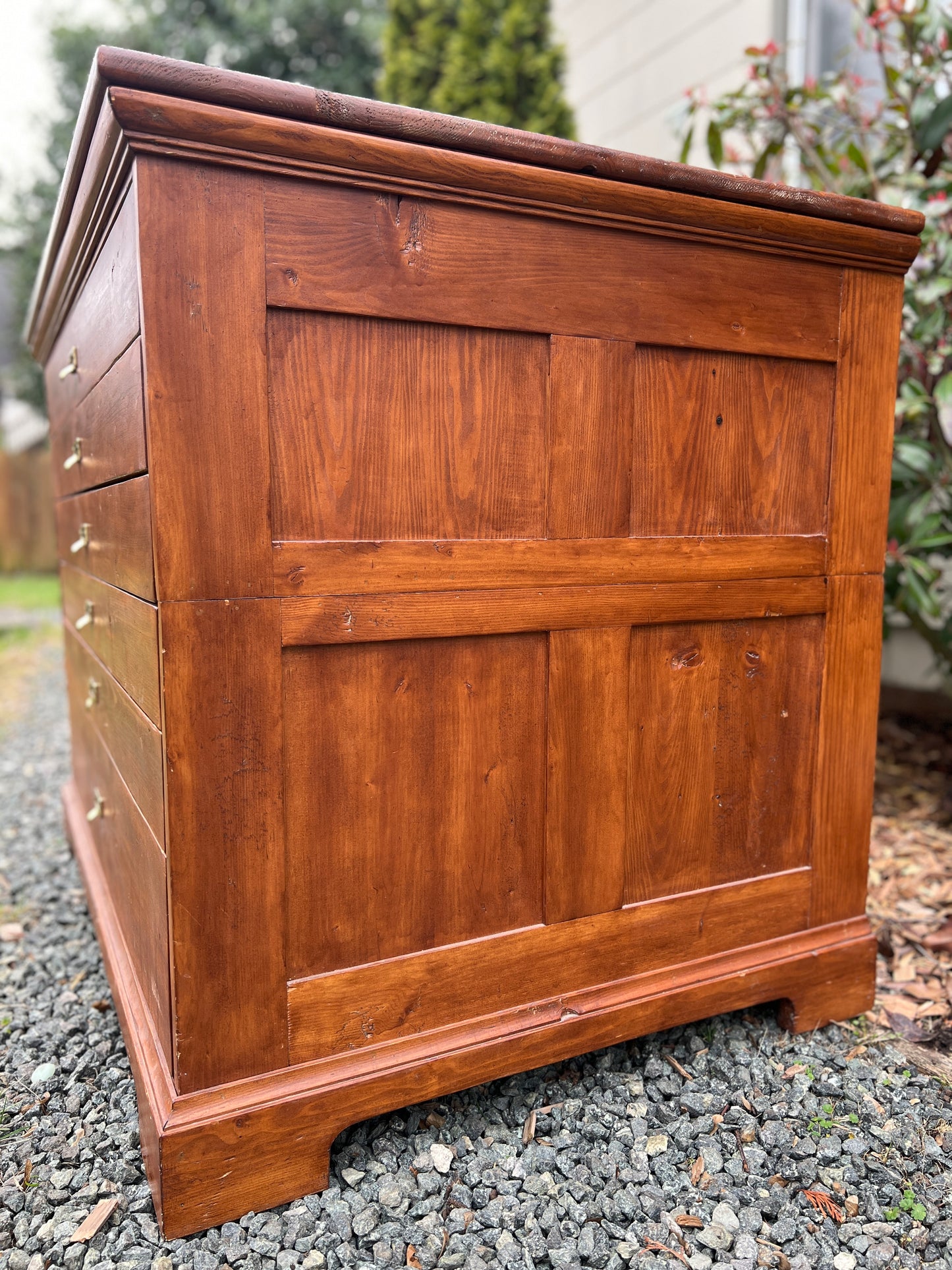 The Architect’s Chest of Drawers
