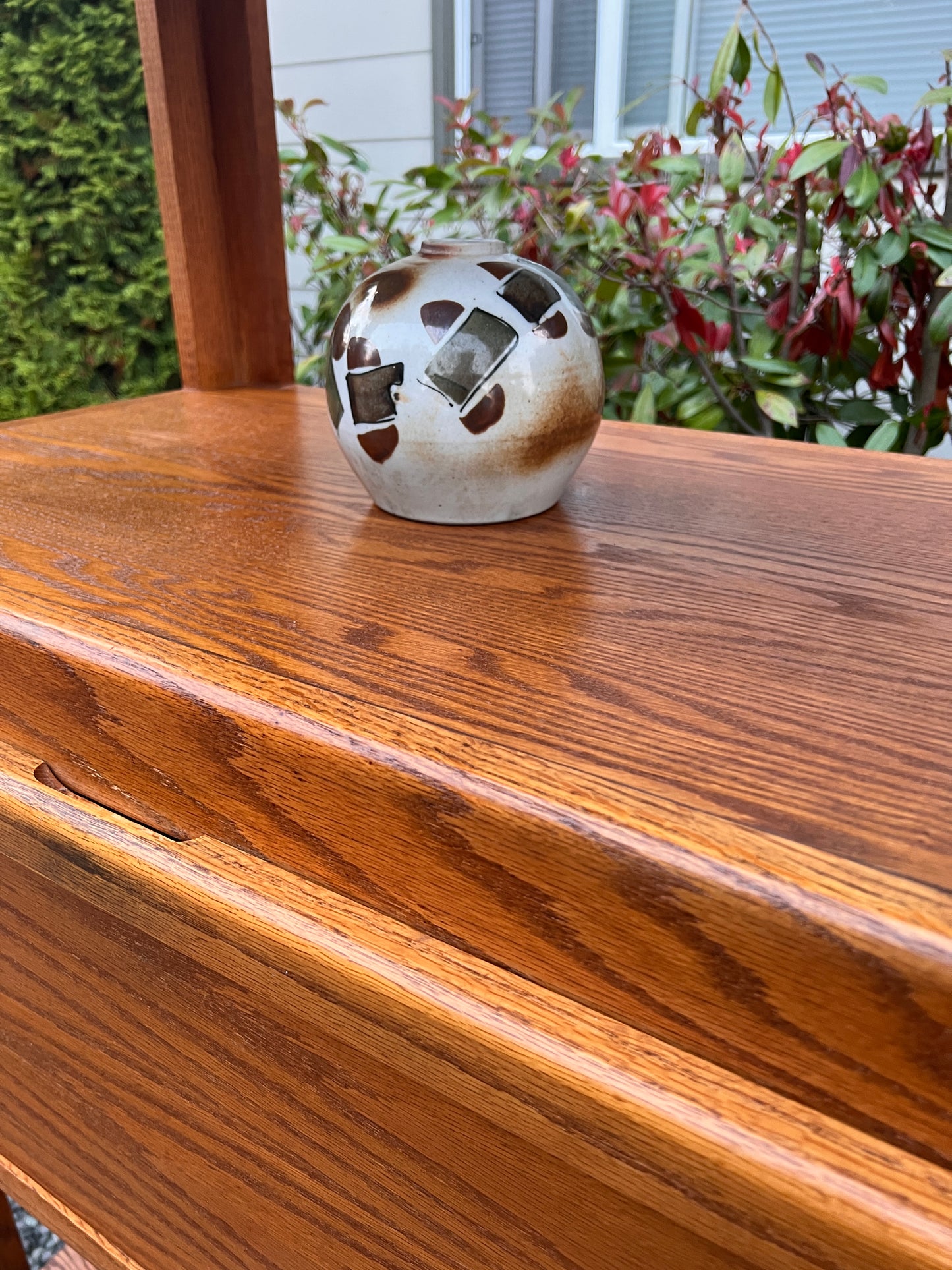The Desert Sands Oak Shelf