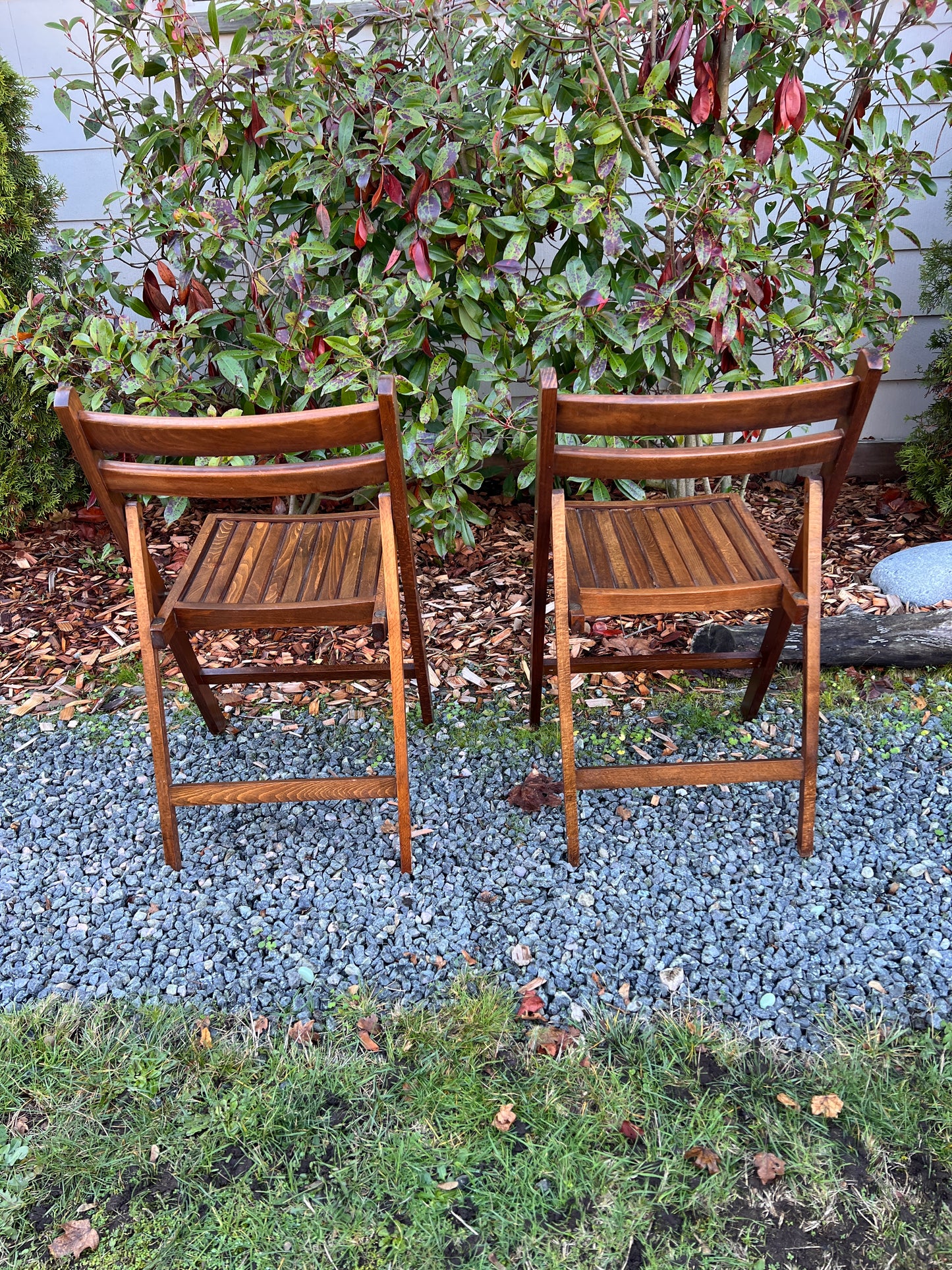 The Romania Folding Chairs