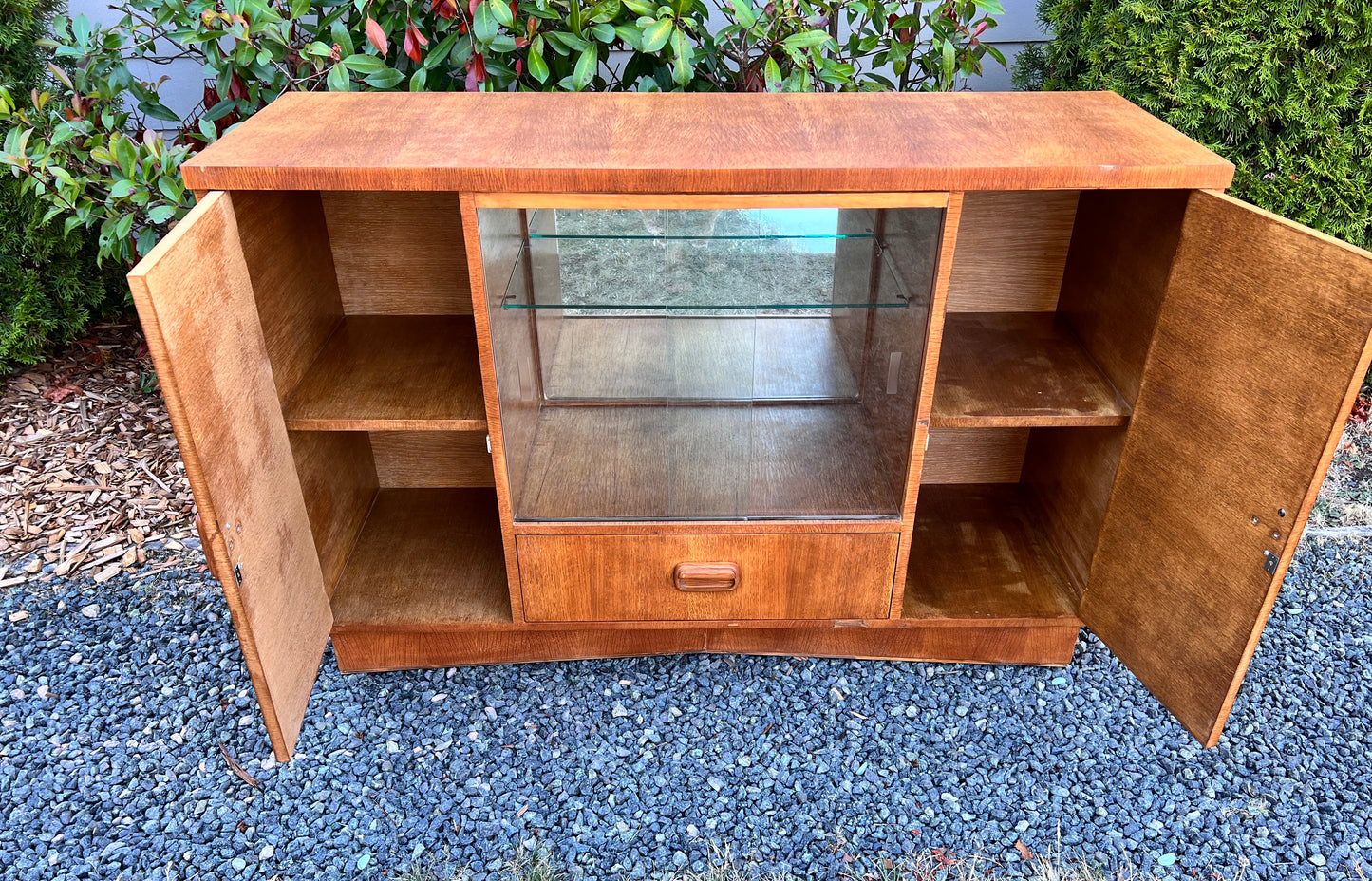 The Kinslo Bar Cabinet