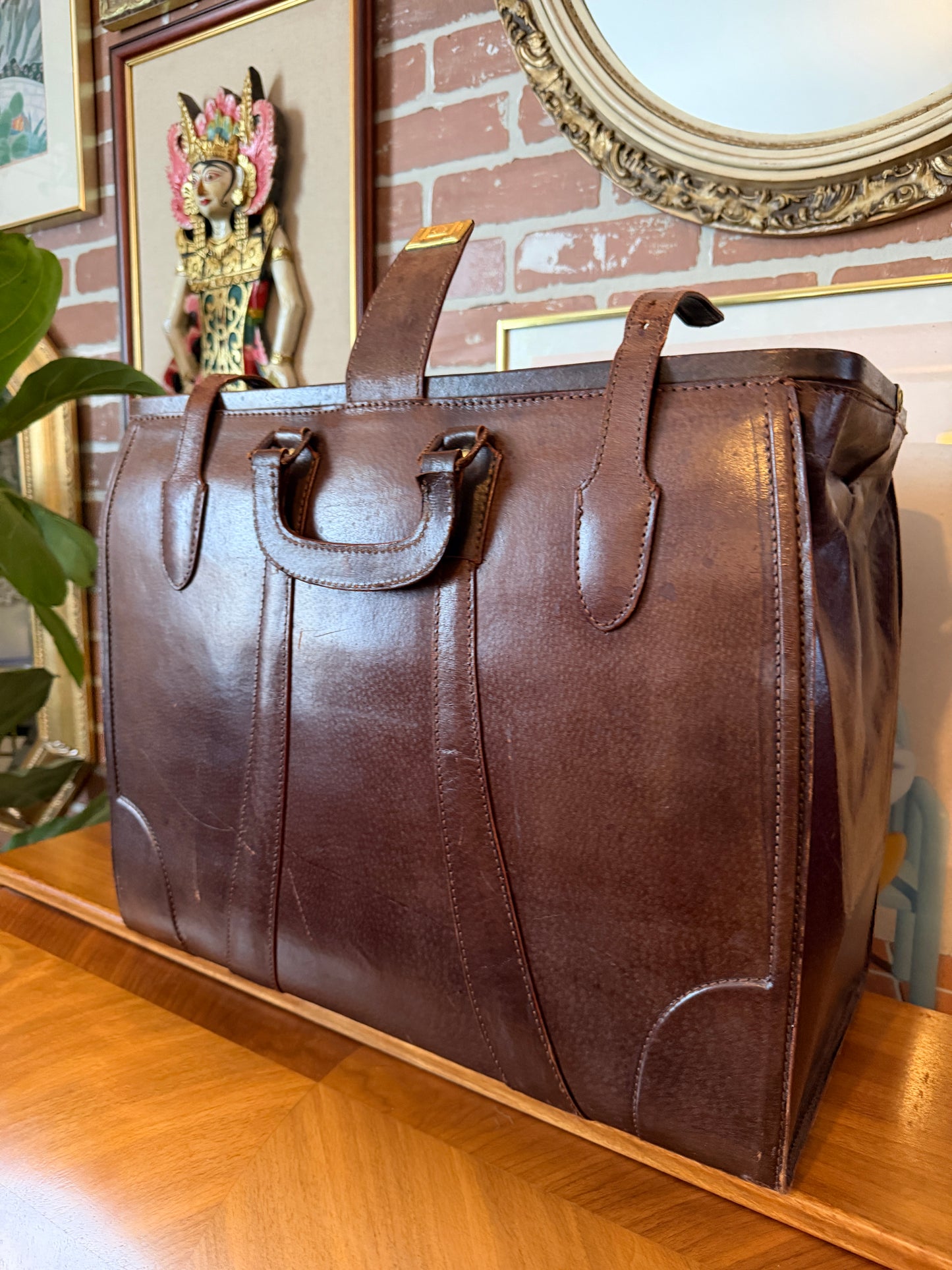 Vintage Brown Leather Doctor’s Bag