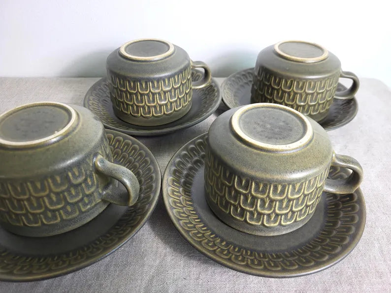 Vintage MCM Wedgwood Stoneware Cups & Saucers