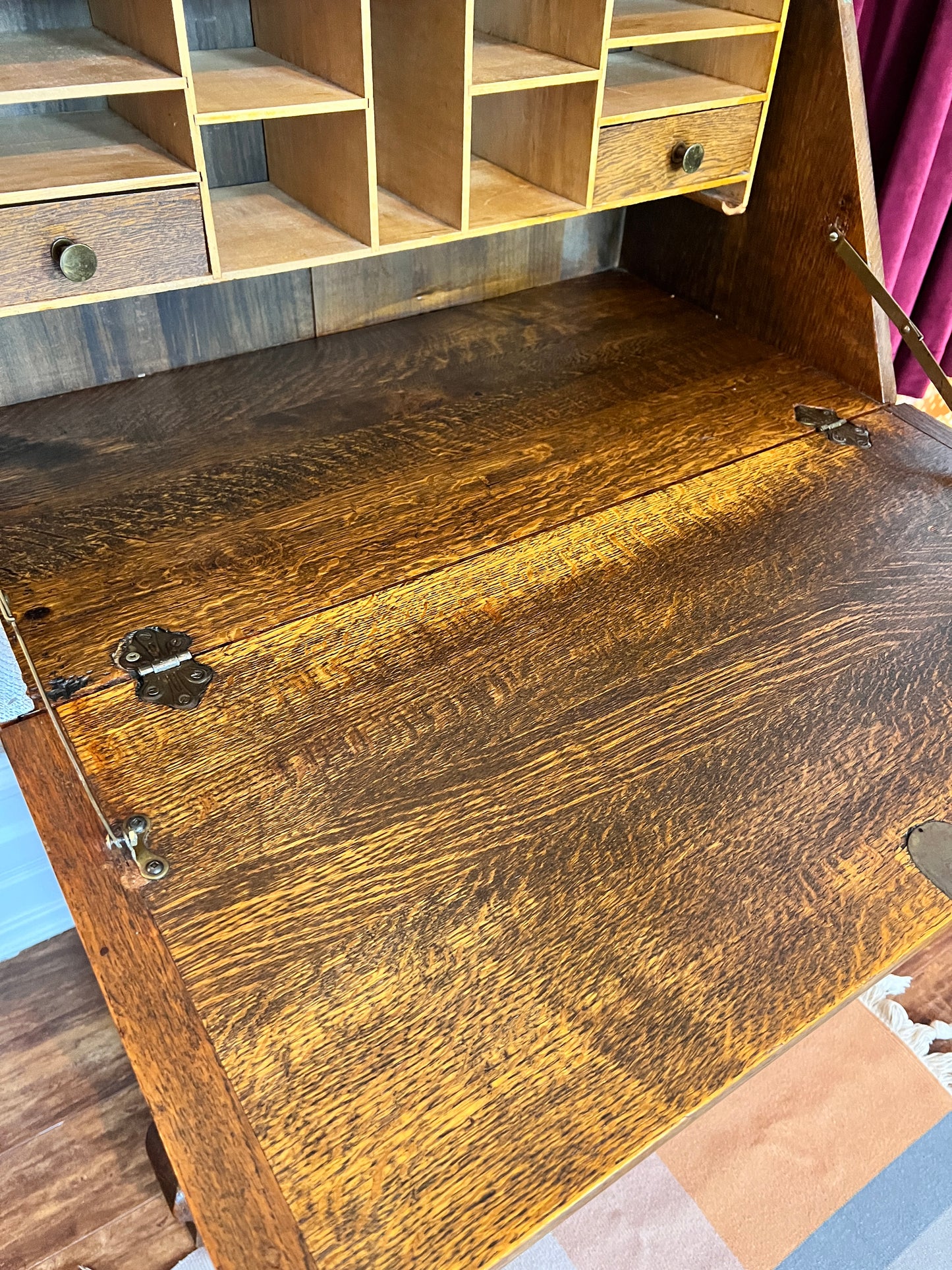 The Fitzgerald Bureau Cabinet