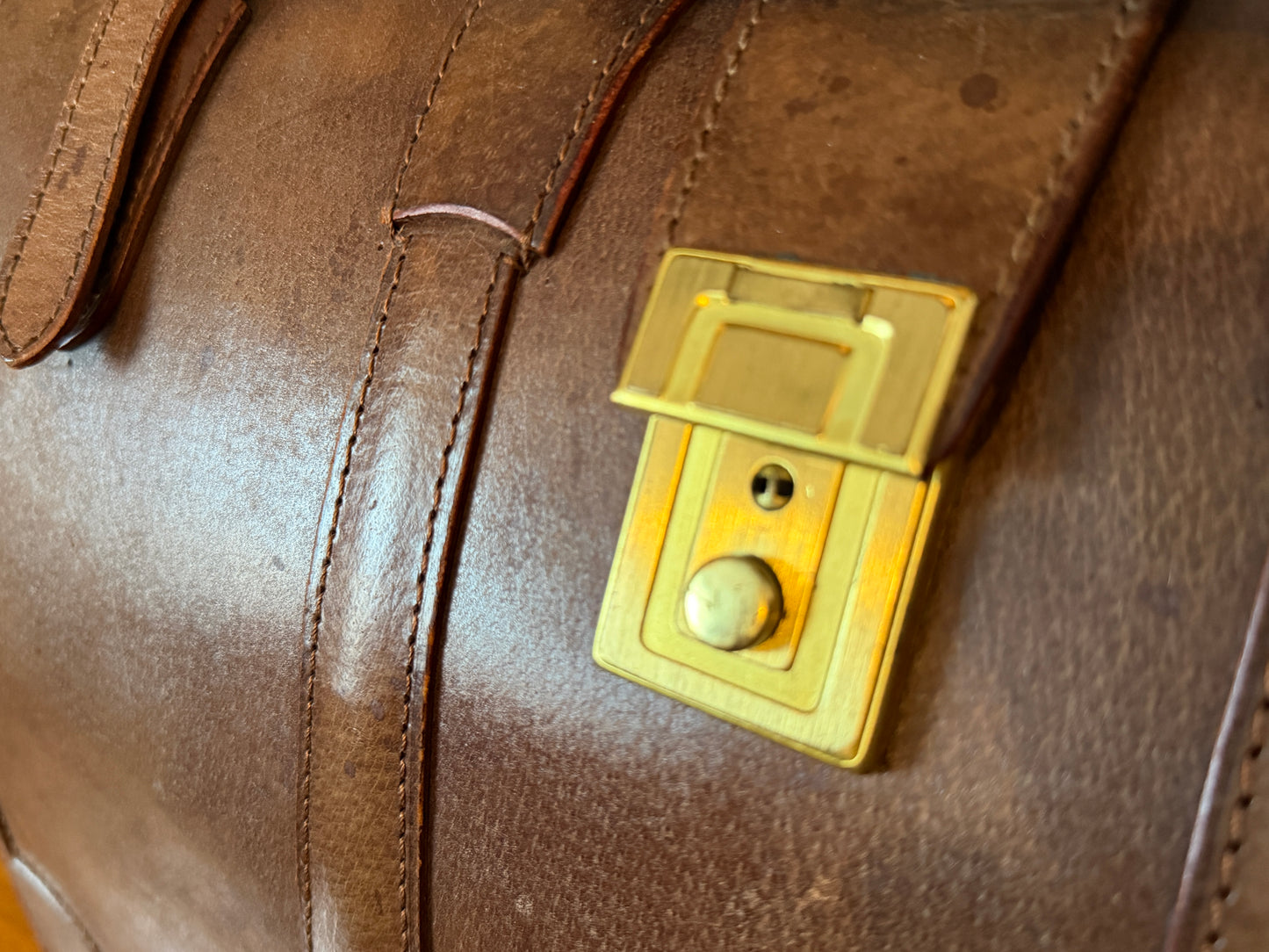 Vintage Brown Leather Doctor’s Bag