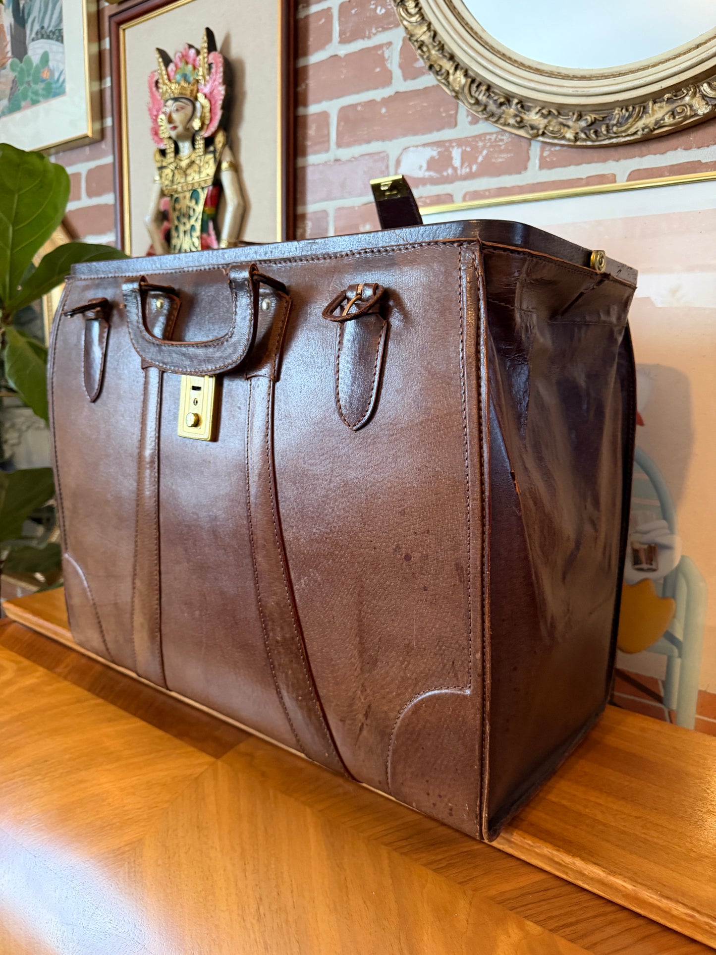 Vintage Brown Leather Doctor’s Bag