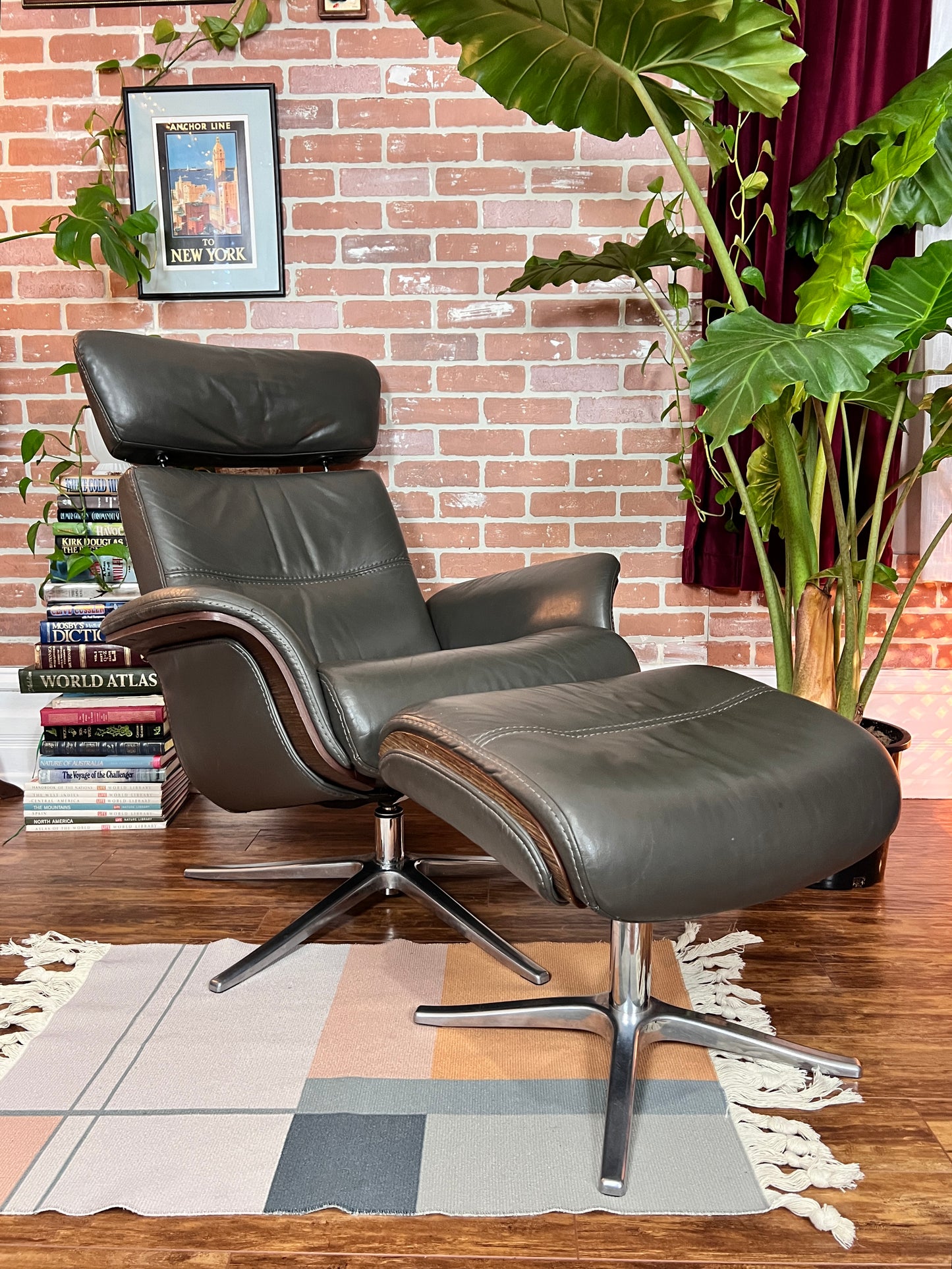 Ekornes Comfort Space Recliner & Ottoman