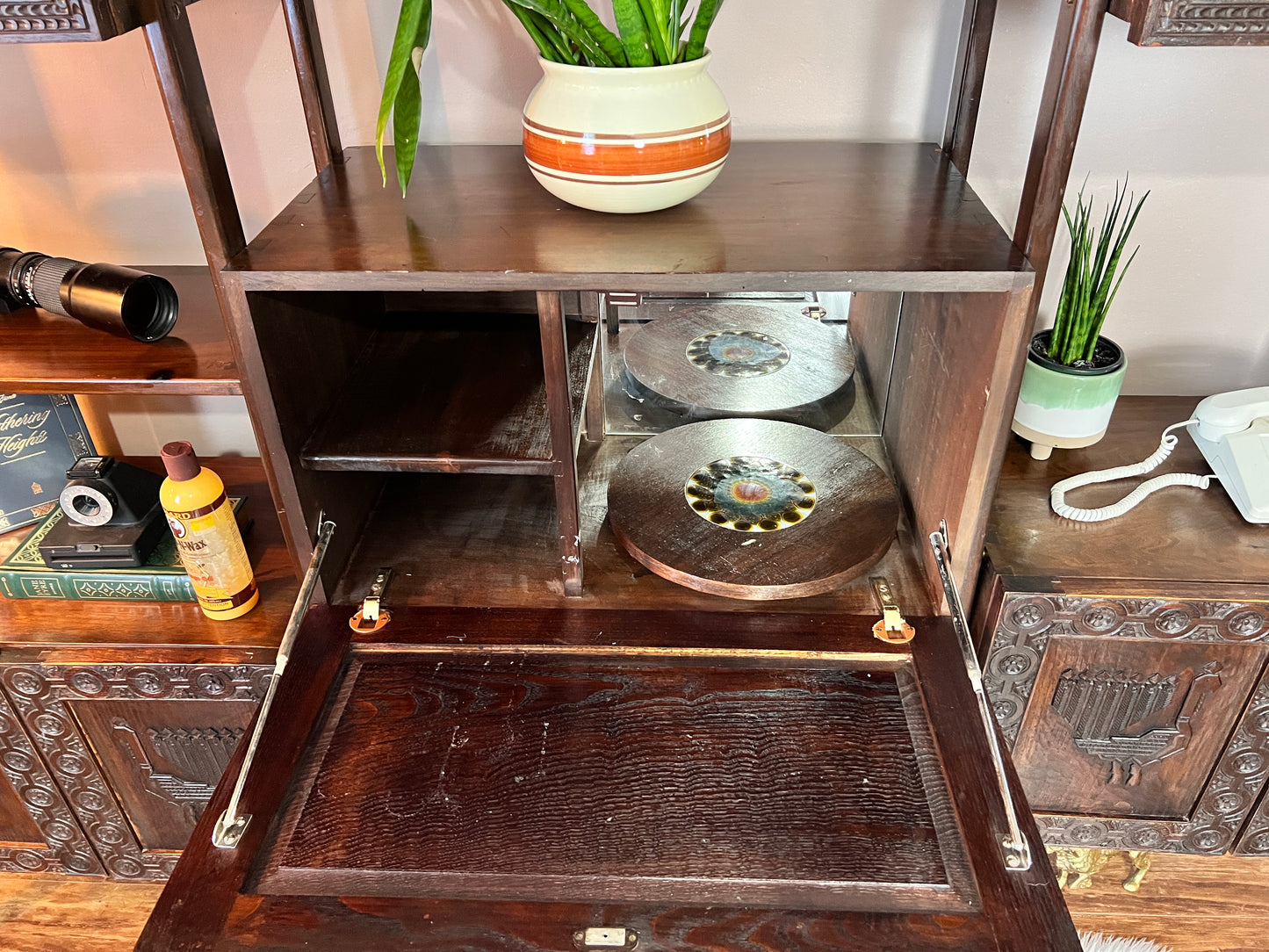 The Barcelona Sunrise Wall Unit