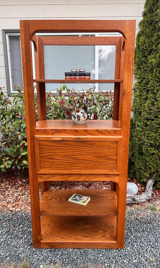 The Desert Sands Oak Shelf