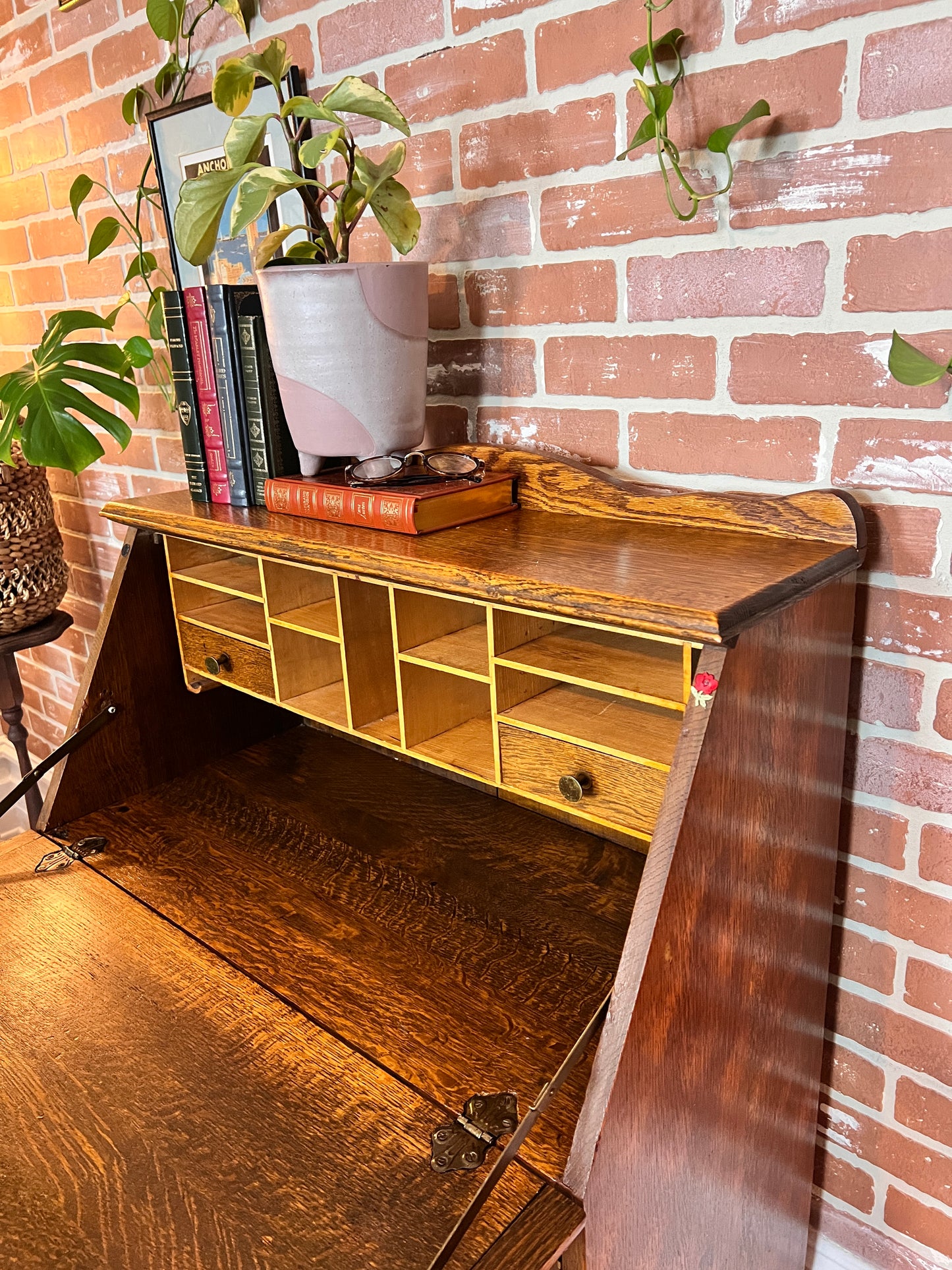 The Fitzgerald Bureau Cabinet
