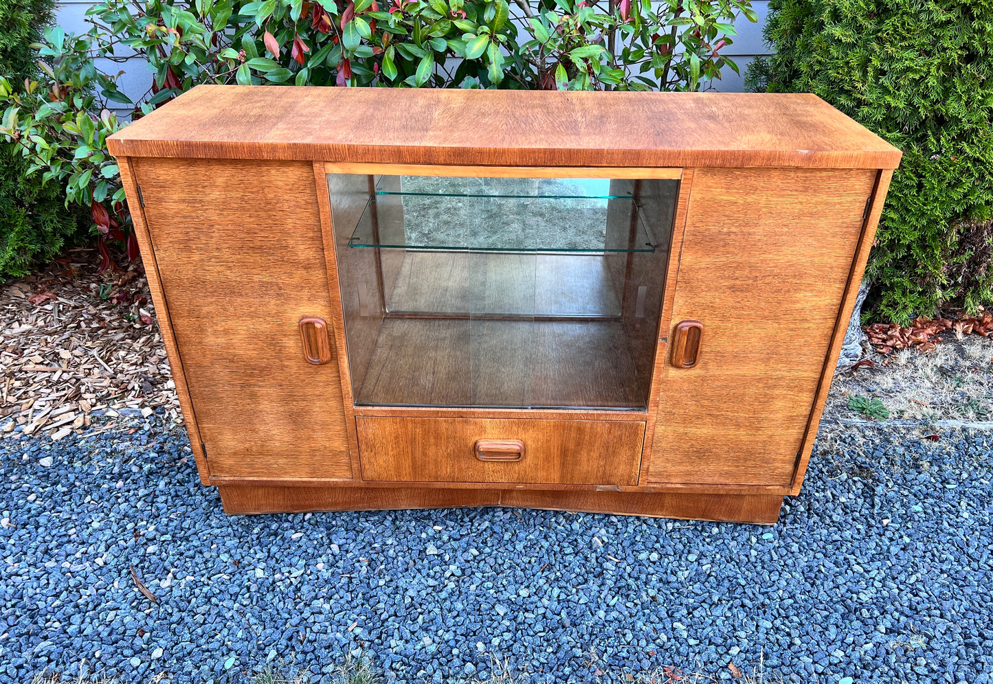 The Kinslo Bar Cabinet