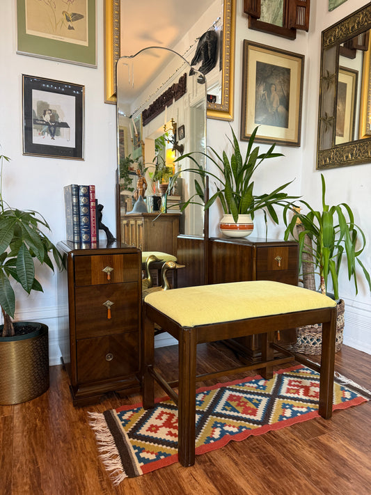 Vintage Art Deco Vanity Dresser & Bench