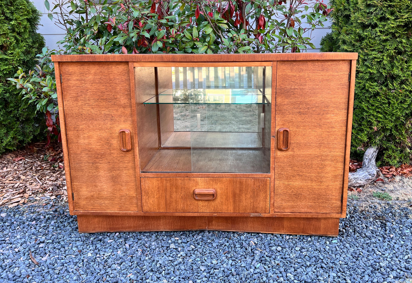 The Kinslo Bar Cabinet