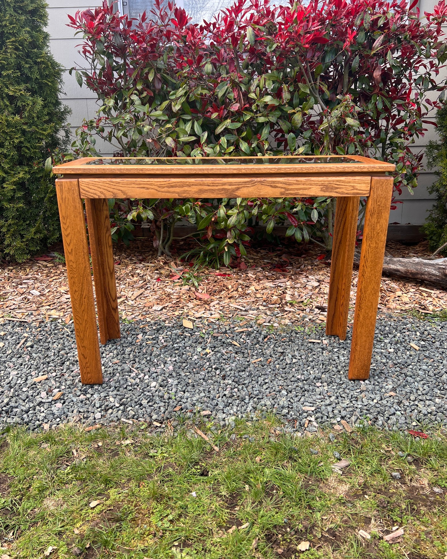 The Mable Oak Table