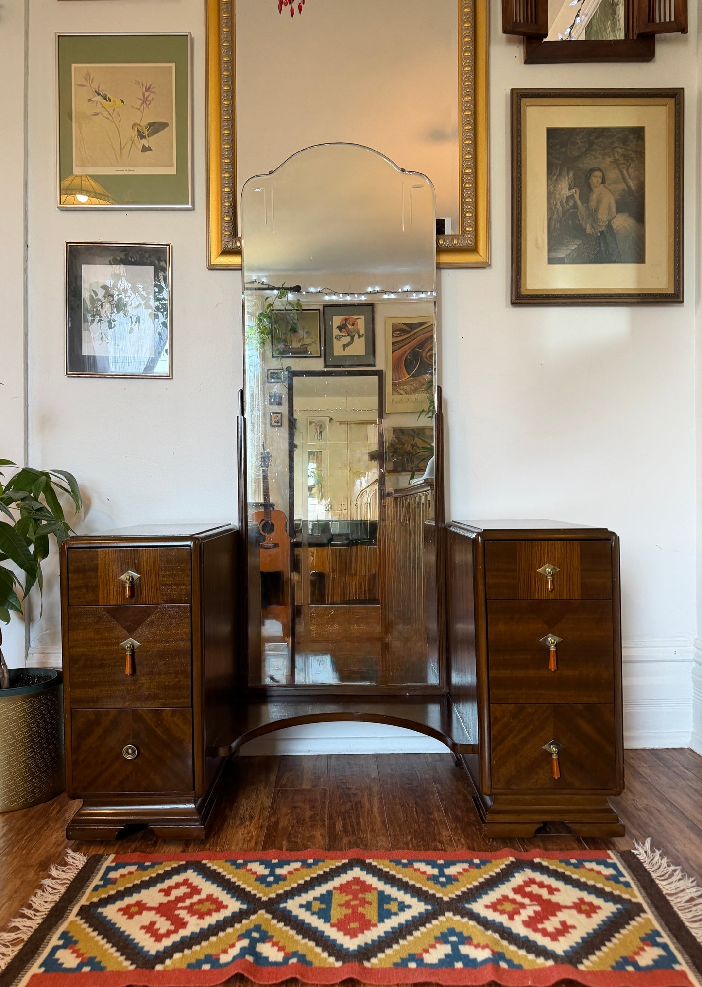 Vintage Art Deco Vanity Dresser & Bench
