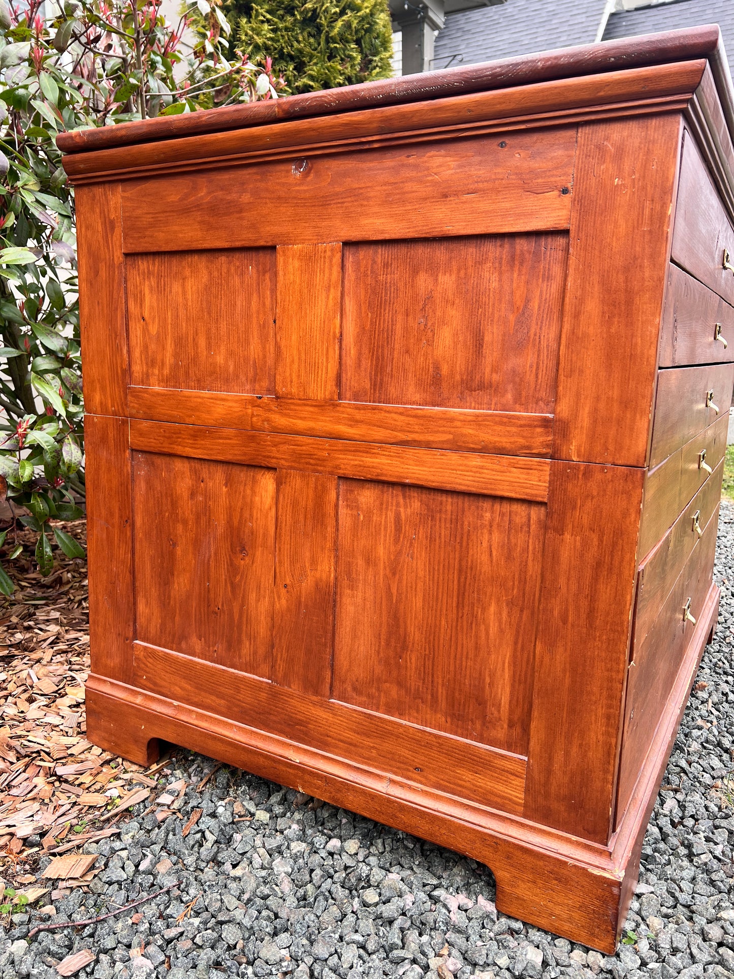 The Architect’s Chest of Drawers