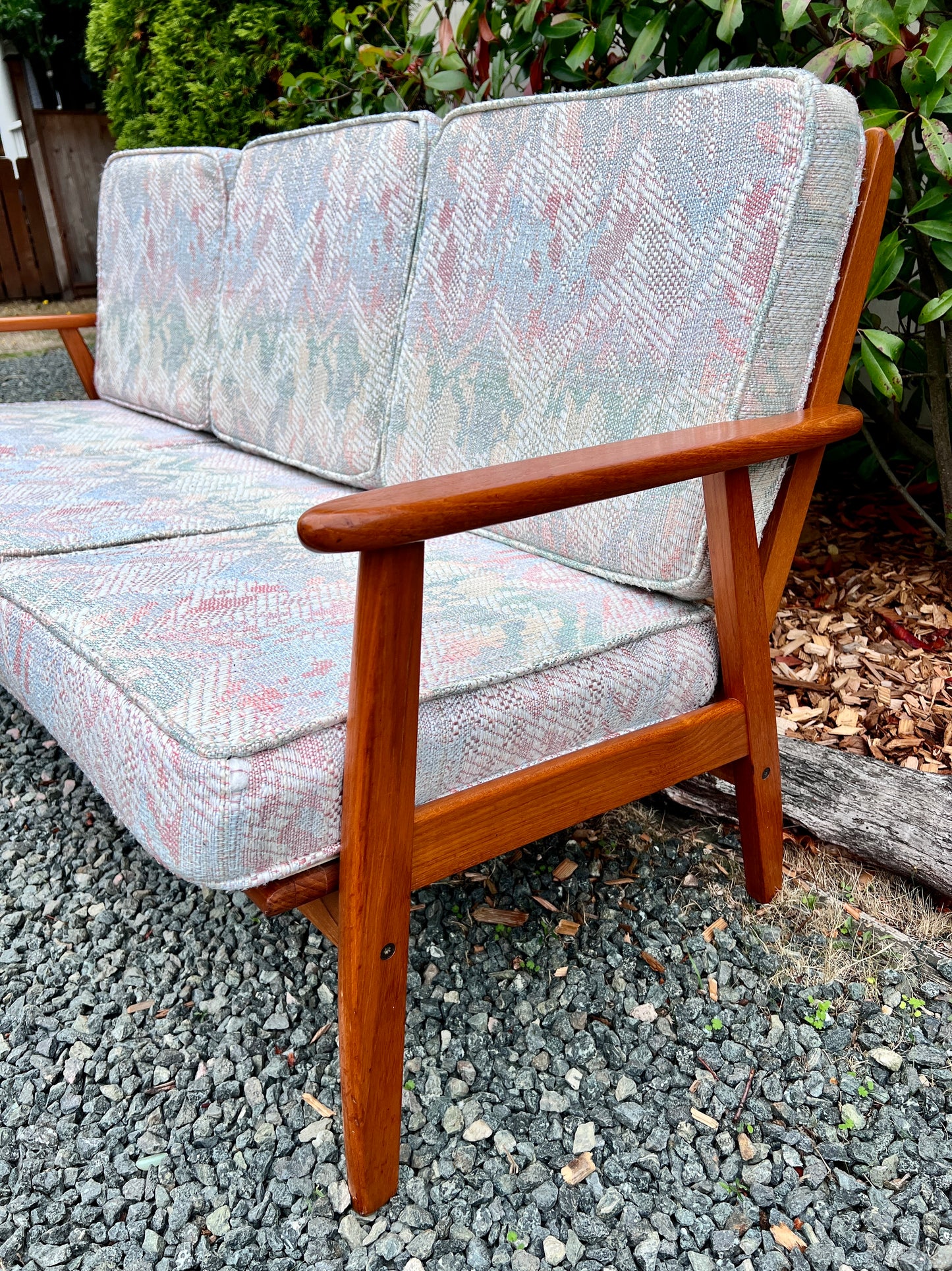 The Rasmus Teak Sofa