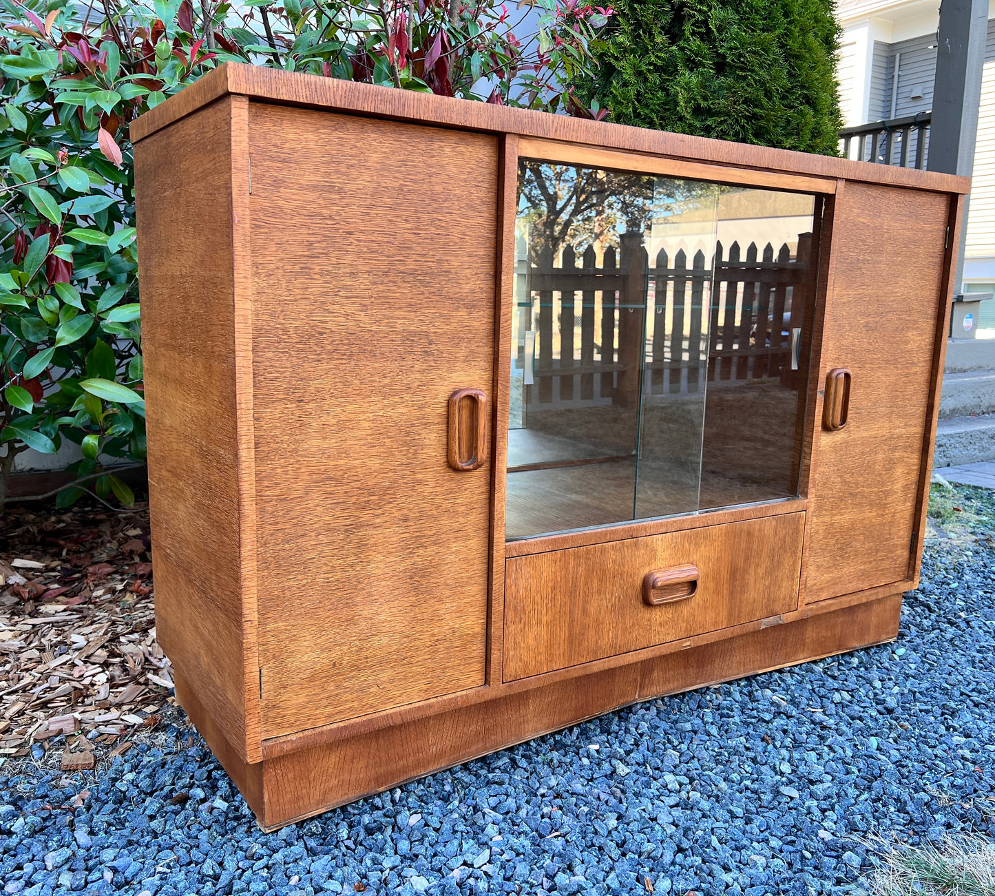 The Kinslo Bar Cabinet
