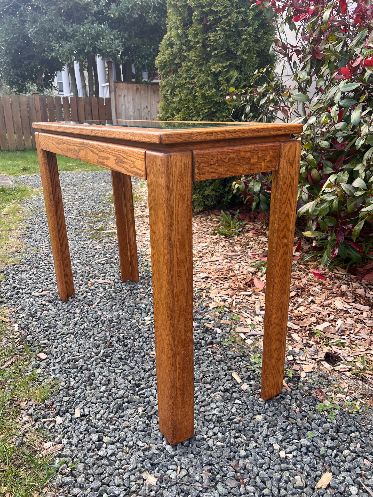 The Mable Oak Table