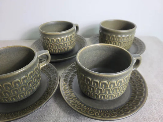 Vintage MCM Wedgwood Stoneware Cups & Saucers