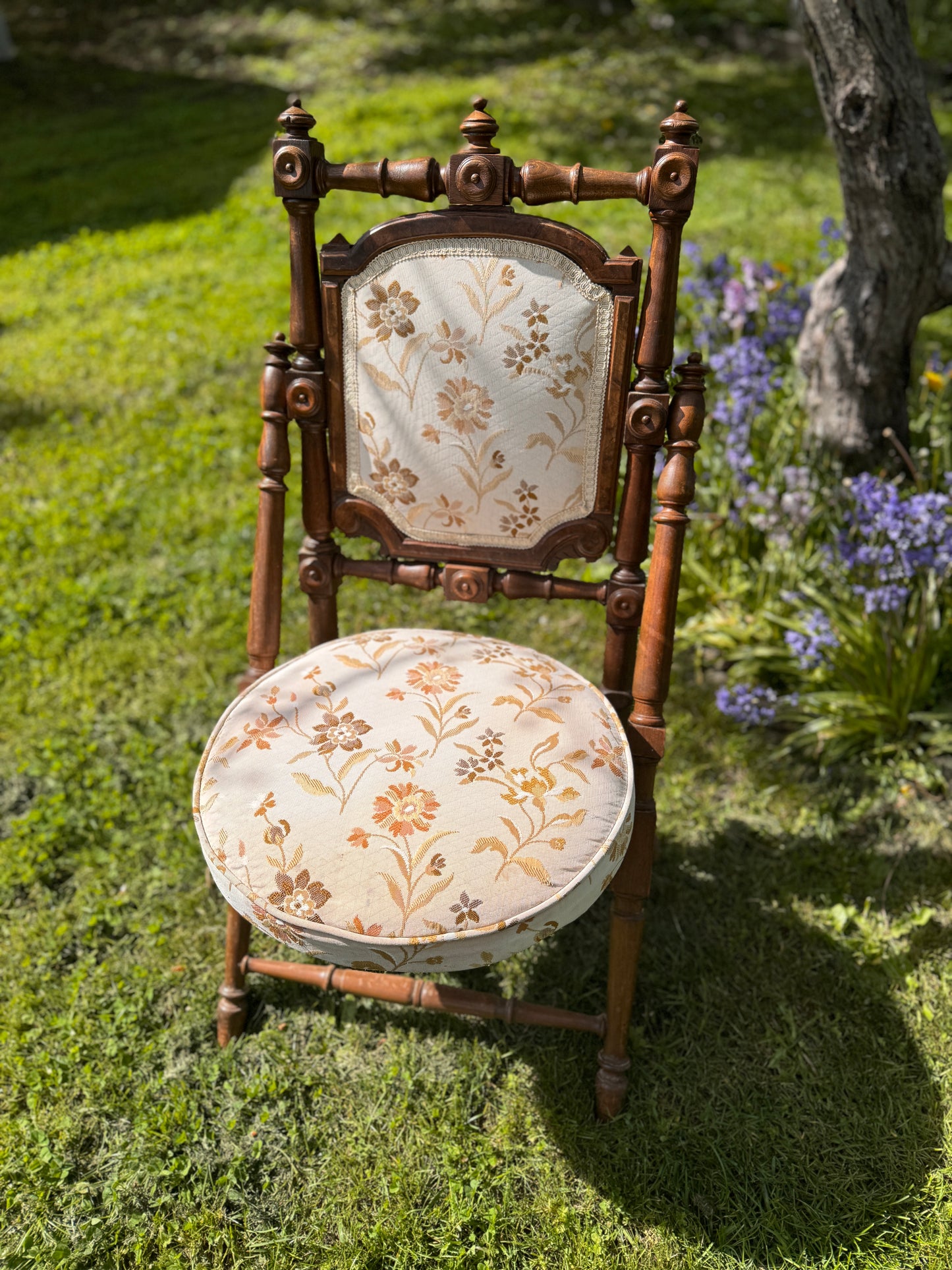 Antique Victorian Folding Chair
