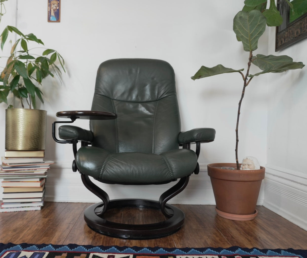 Ekornes Stressless Green Leather Recliner & Ottoman