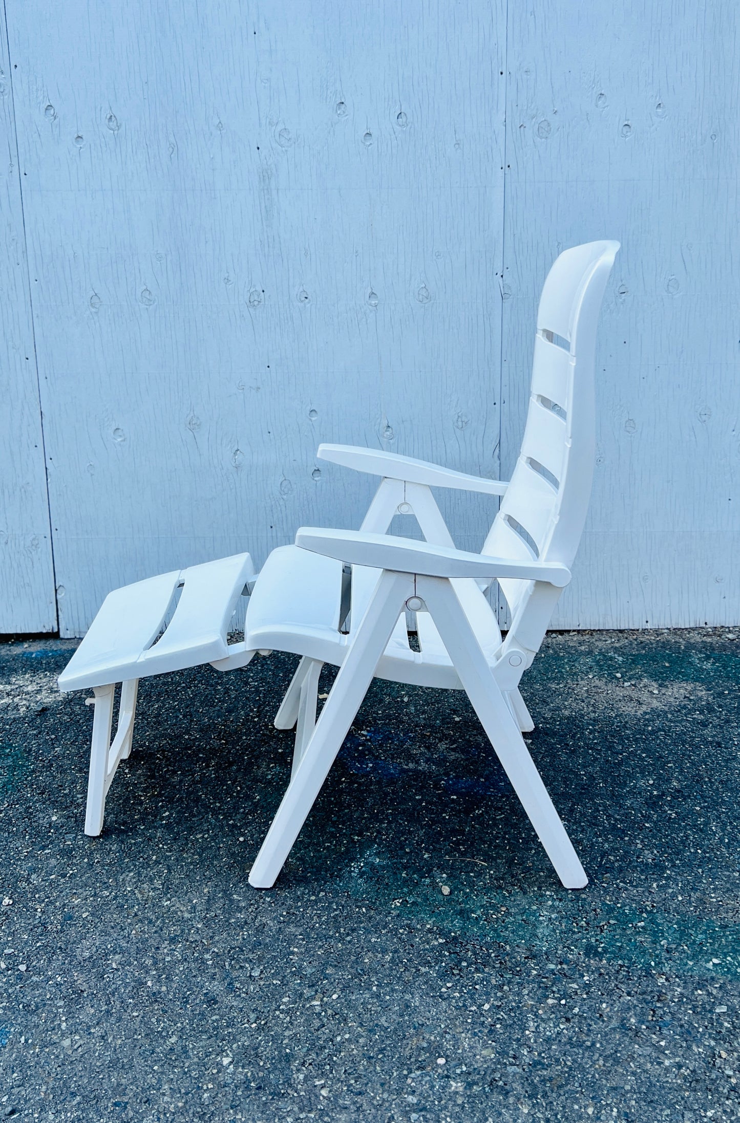 The Paloma Chaise Lounge