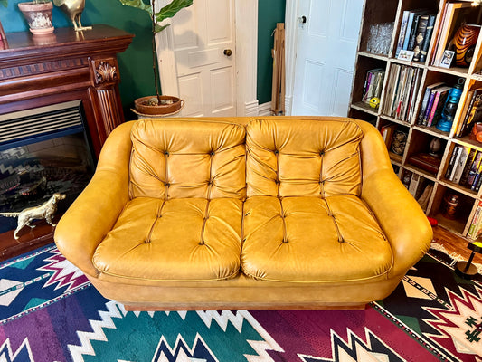 The Overman Pod Loveseat