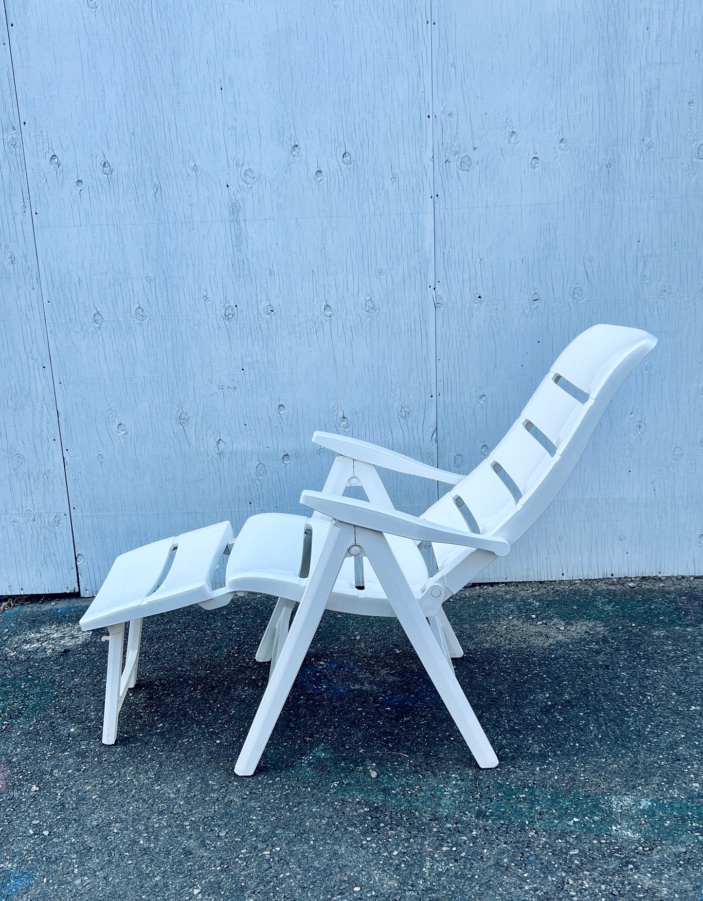 The Paloma Chaise Lounge
