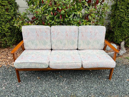 The Rasmus Teak Sofa