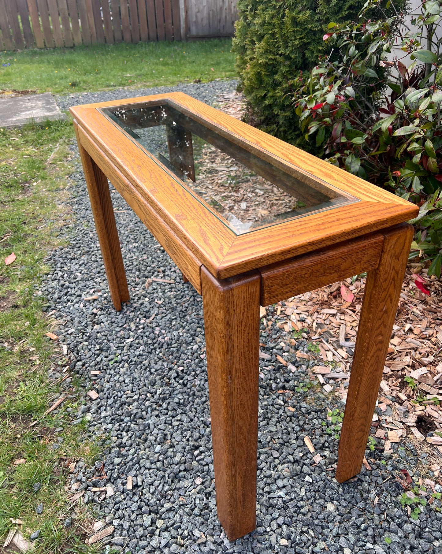 The Mable Oak Table
