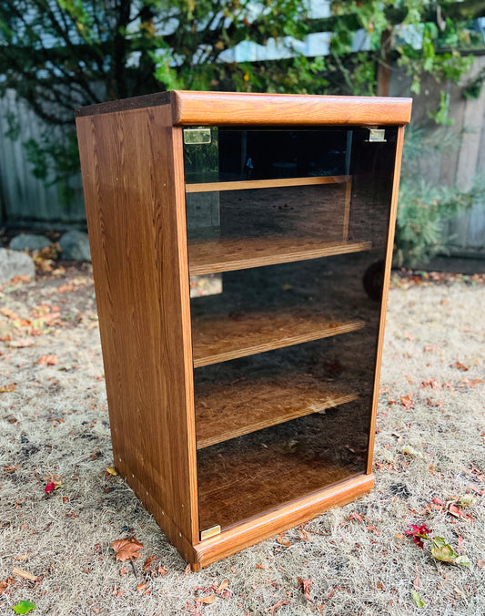 The Oakland Cabinet