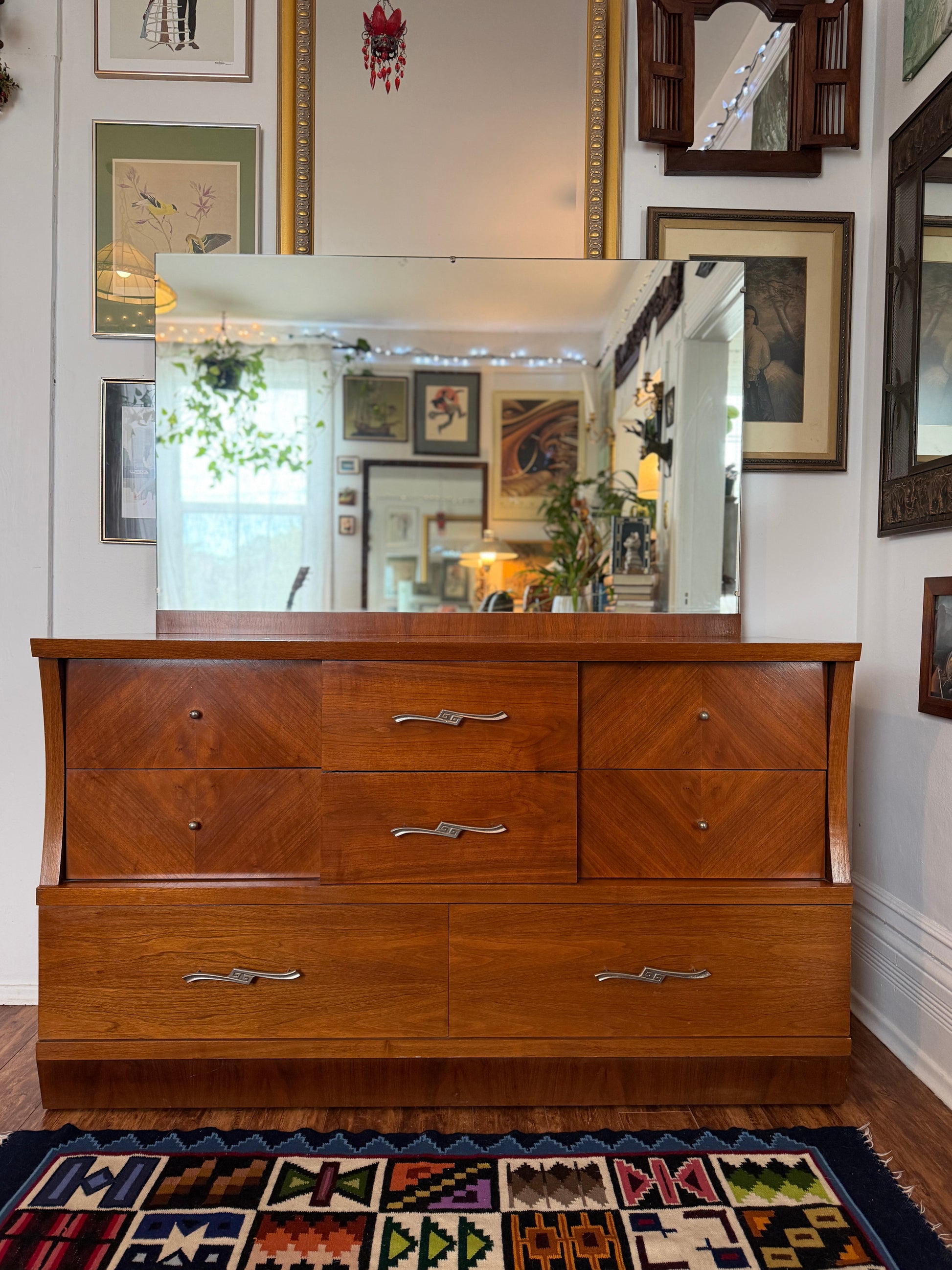 Vintage Walnut Wood 8 Drawer Dresser – Fostered Finds