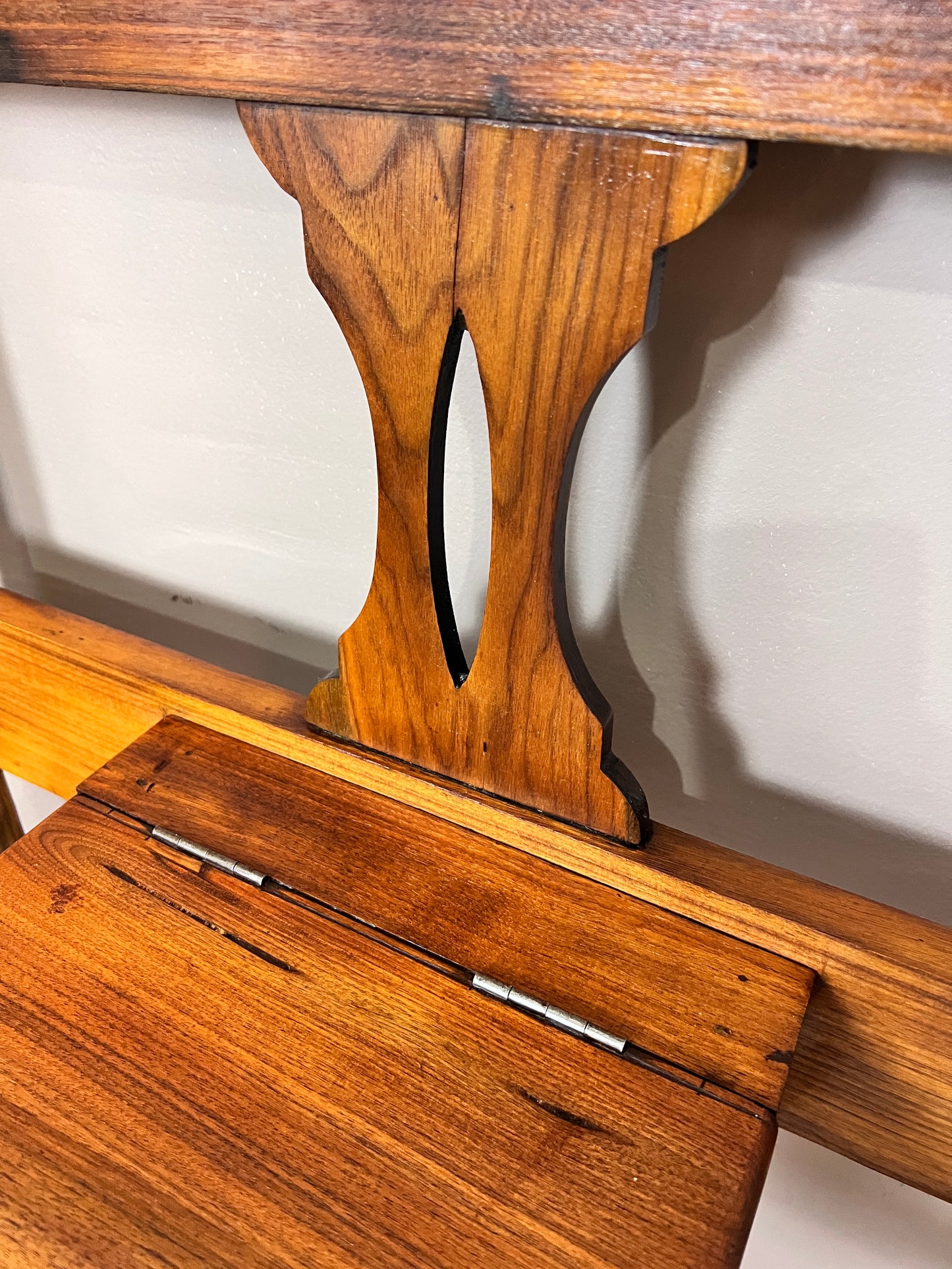 The Antique Hall Tree With Mirror