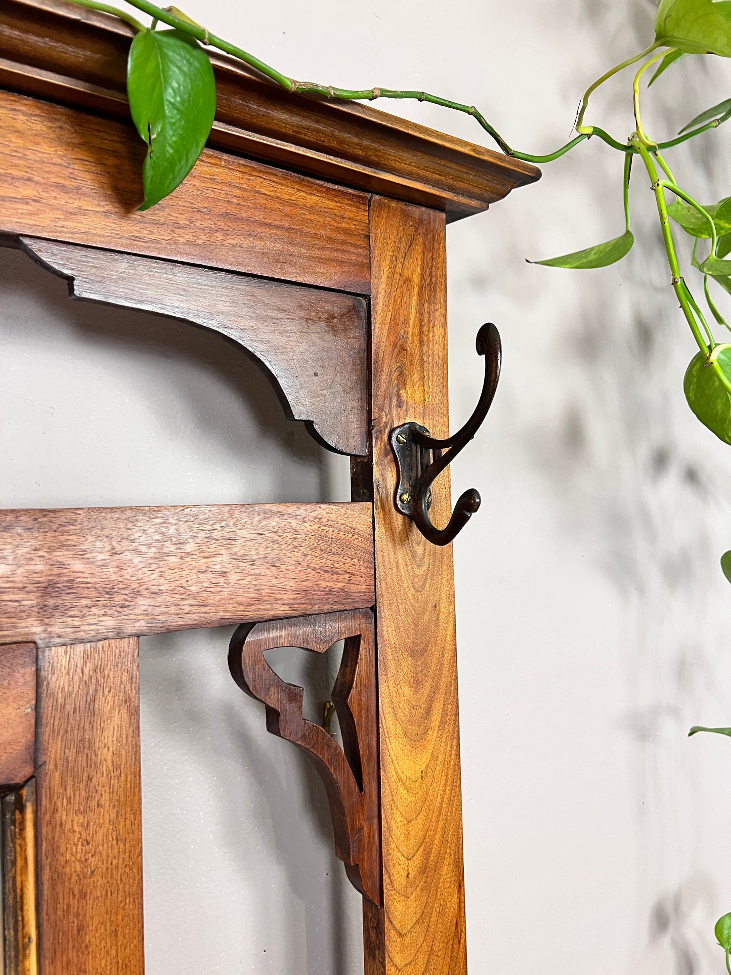 The Antique Hall Tree With Mirror