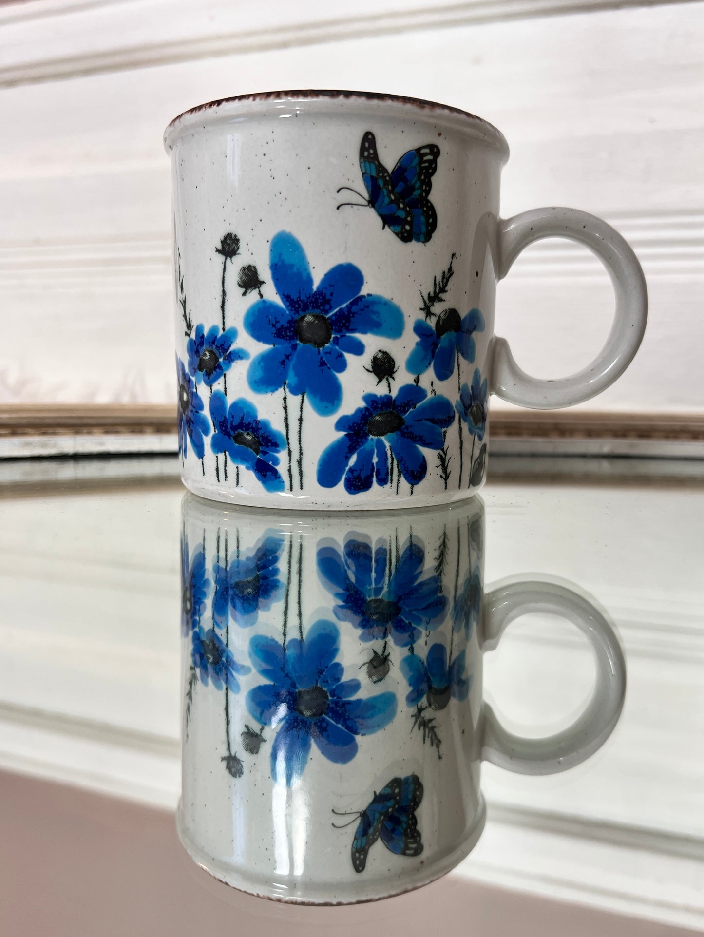 The Midwinter Mugs