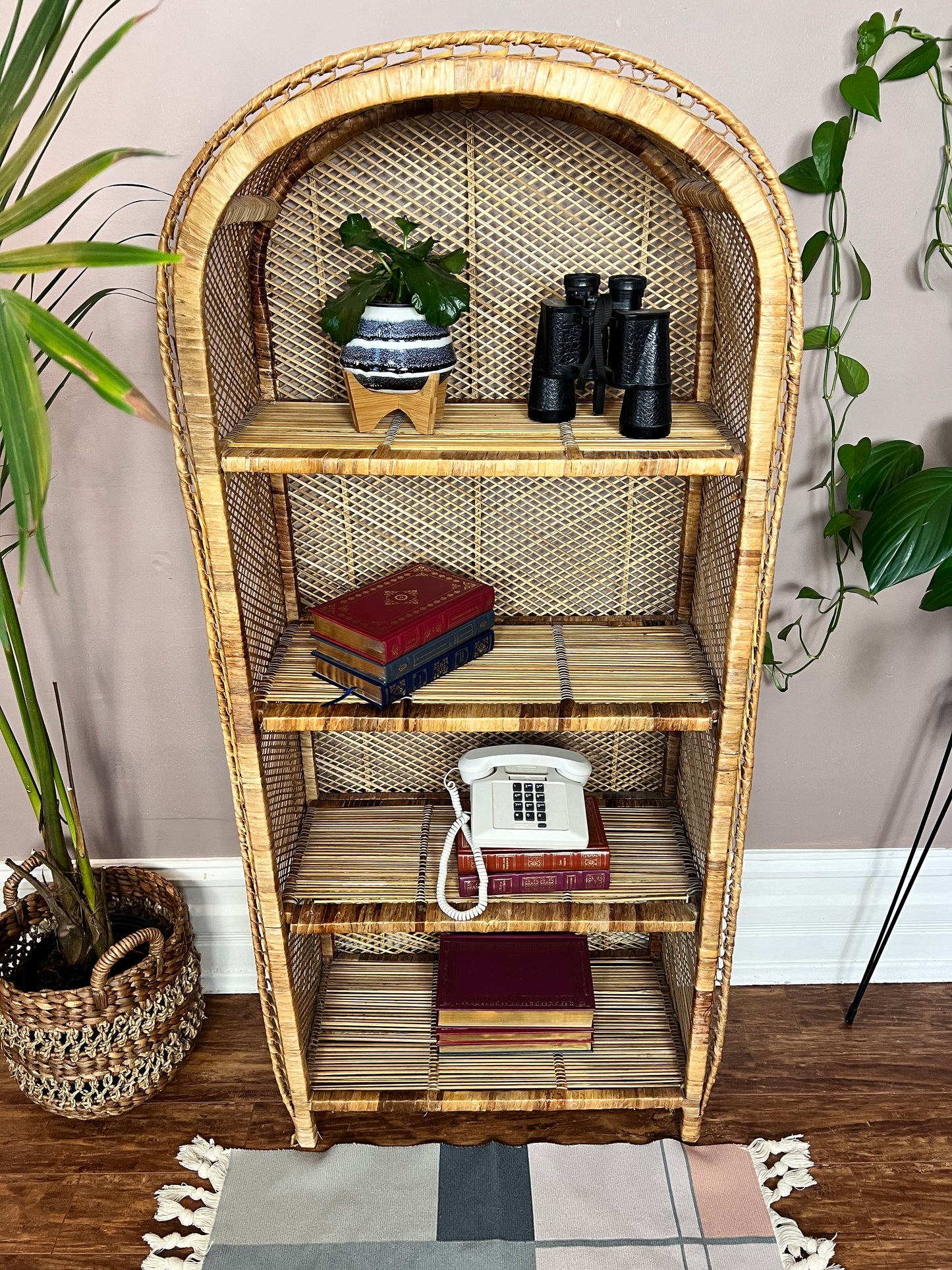 The Kerrisdale Wicker Shelf