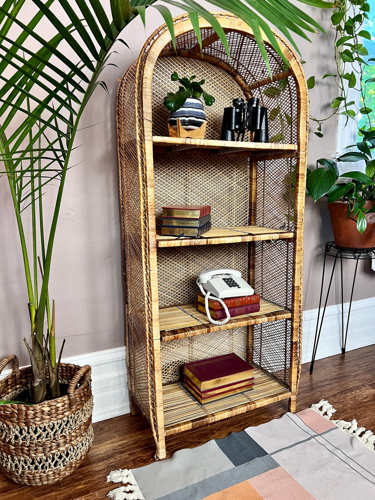 The Kerrisdale Wicker Shelf