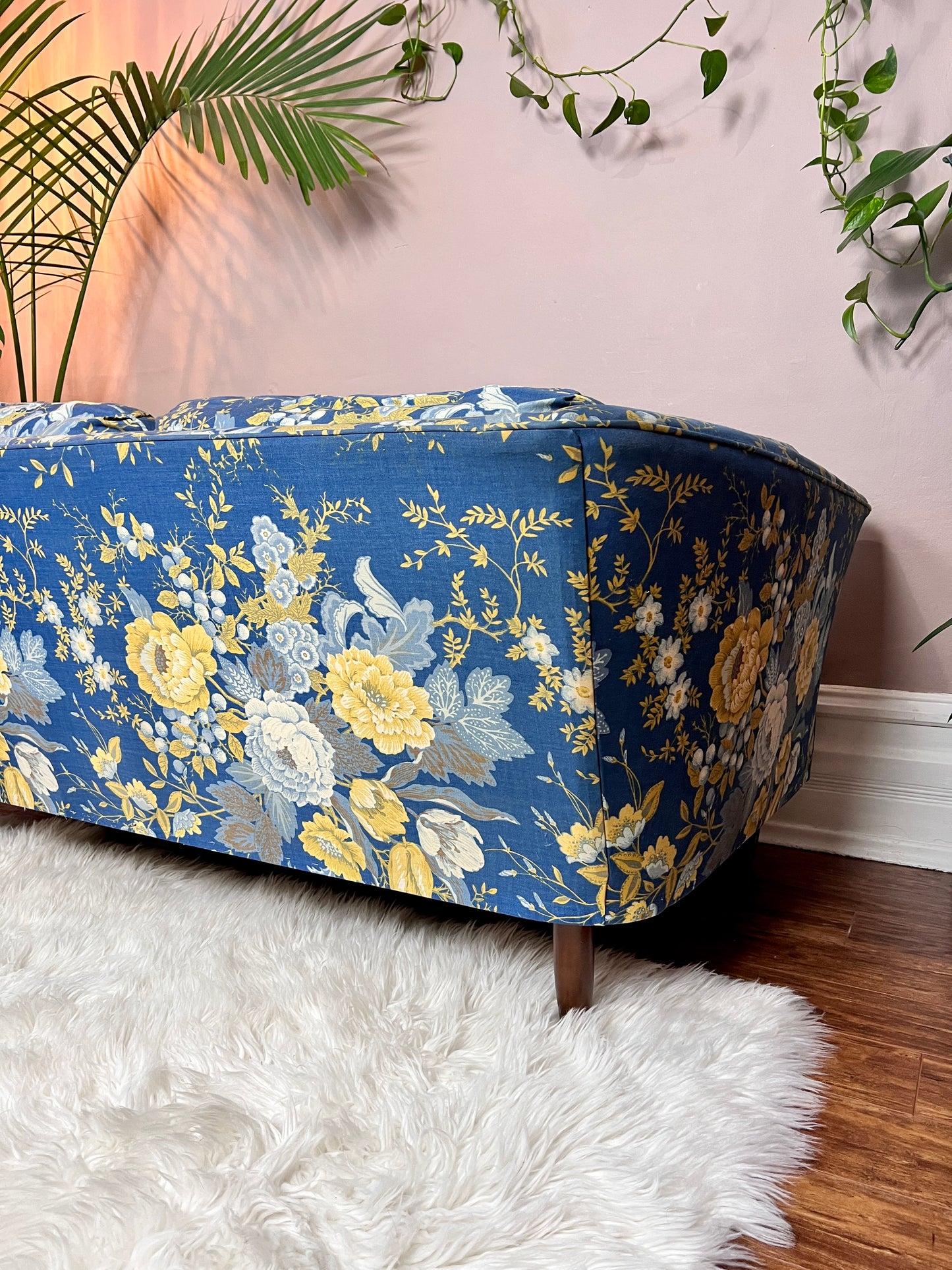 The Delicious Garden Loveseat