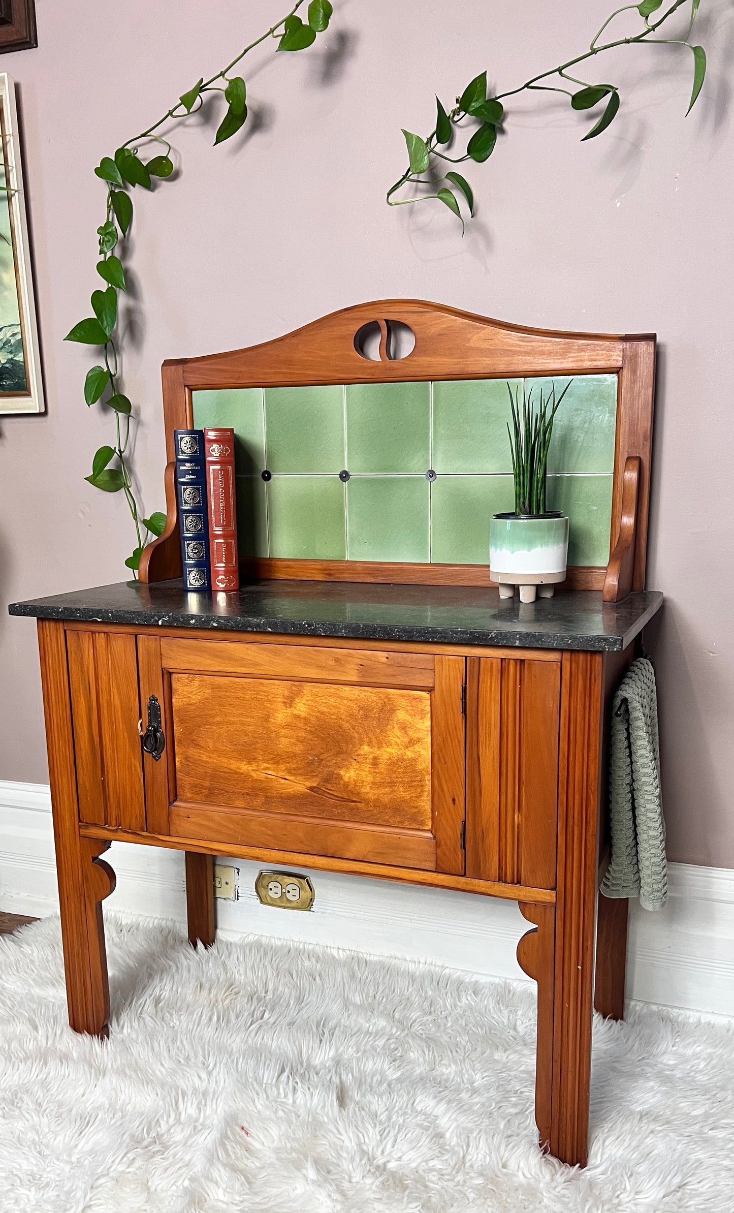 The Clay Creek Washstand